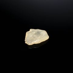 リビアングラス 原石 発見地：エジプト・リビア砂漠 10.70ct [241029289]22.5x19.4mm前後