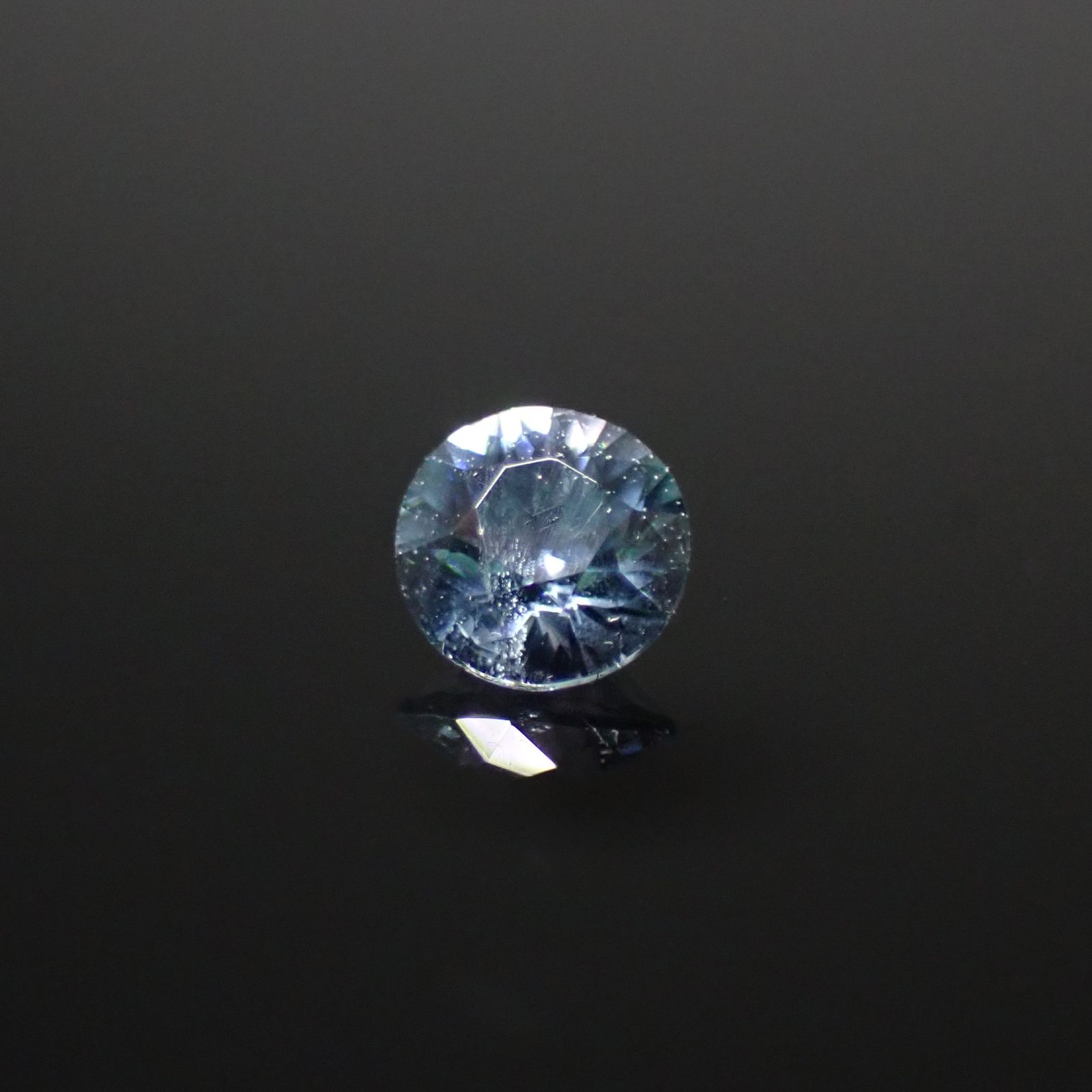 リバースカラーチェンジジルコン ミャンマー・モゴック産 0.18ct[240929177]3.2x3.2mm前後