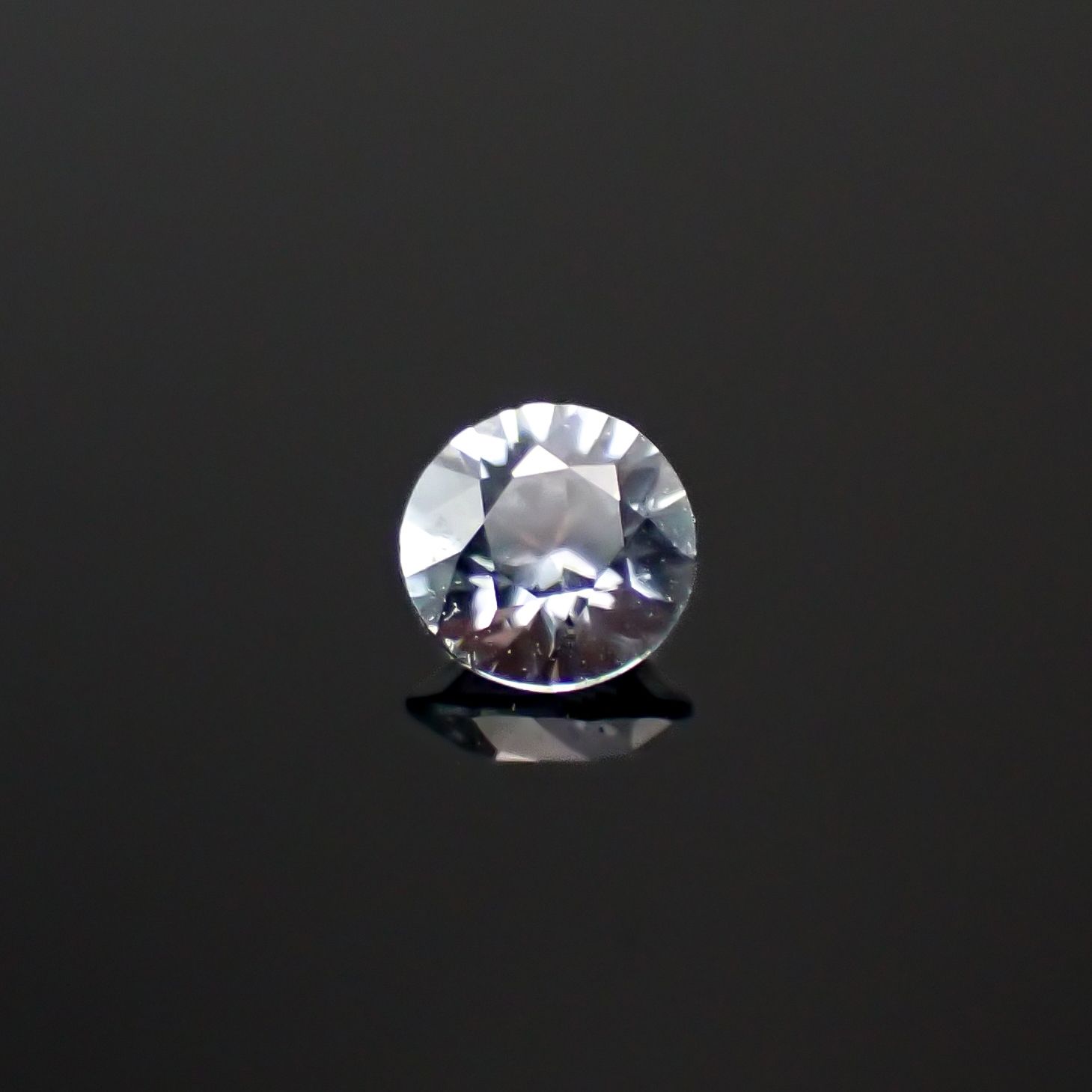 リバースカラーチェンジジルコン ミャンマー・モゴック産 0.21ct[240929170]3.4x3.3mm前後