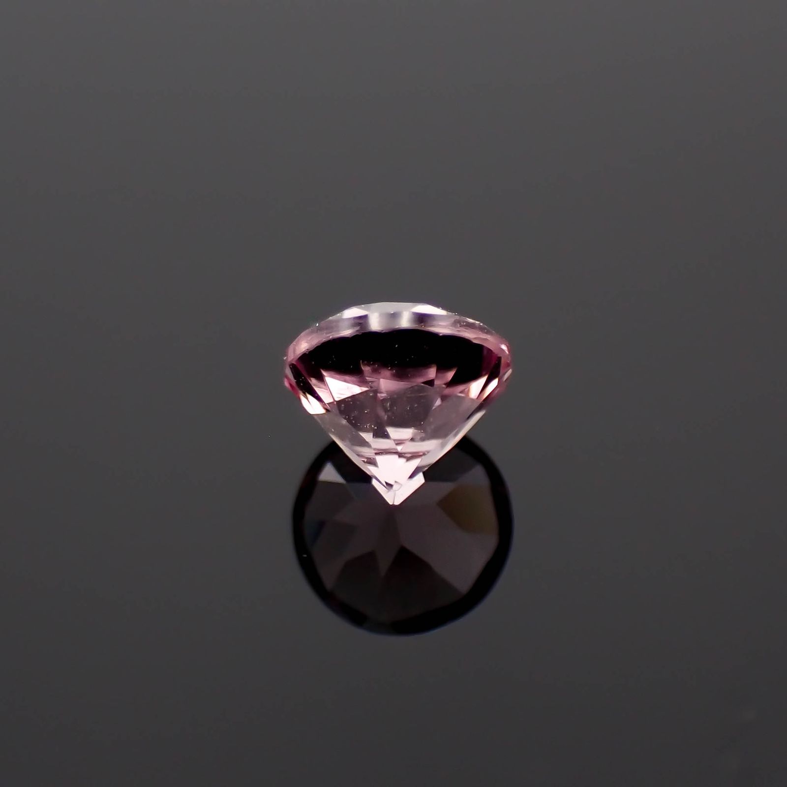 ドラゴンガーネット タンザニア産 0.48ct[230421459]4.4x4.4mm前後