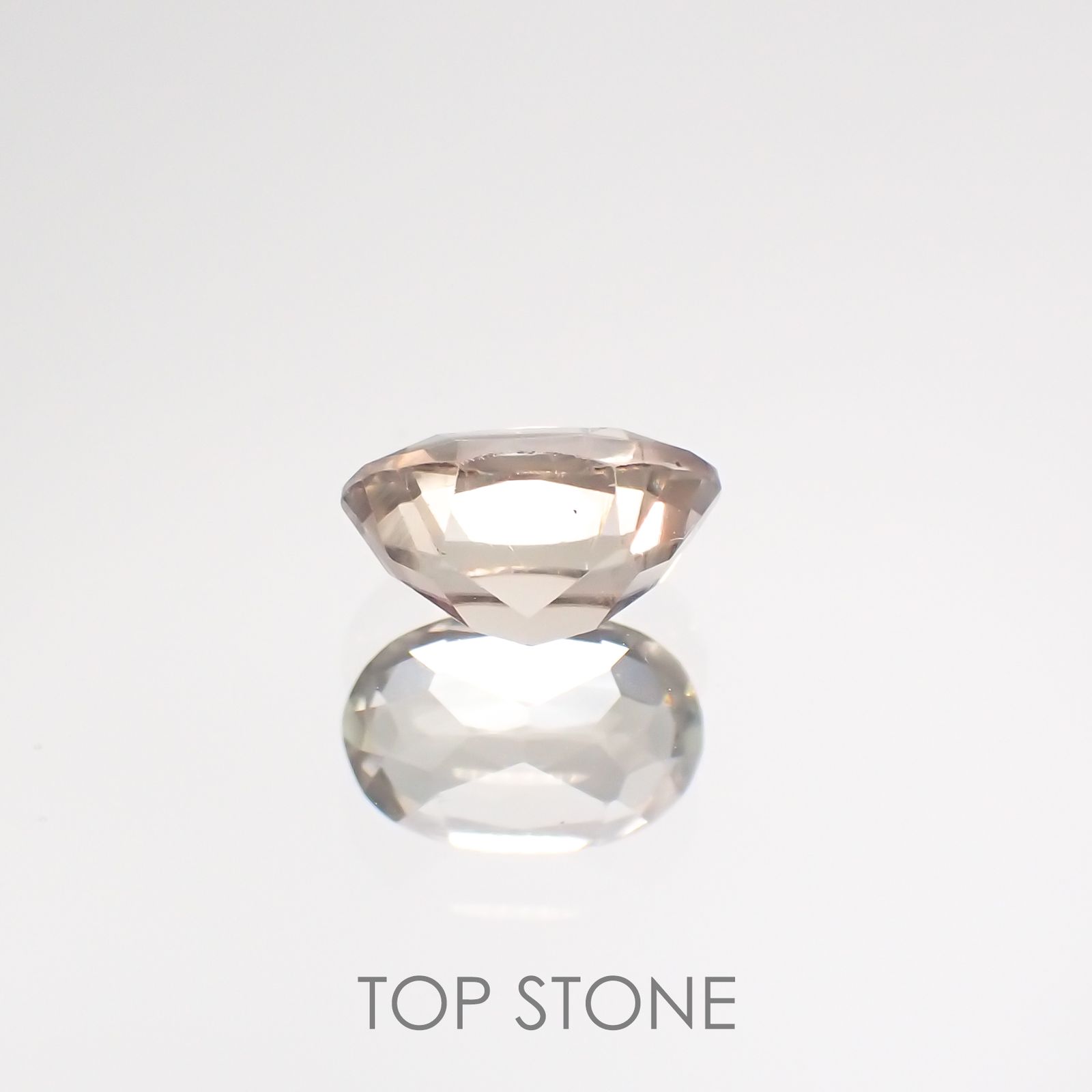 ダイアスポア(カラーチェンジ) トルコ産 ルース 0.91ct[210812416]7×4.6mm前後