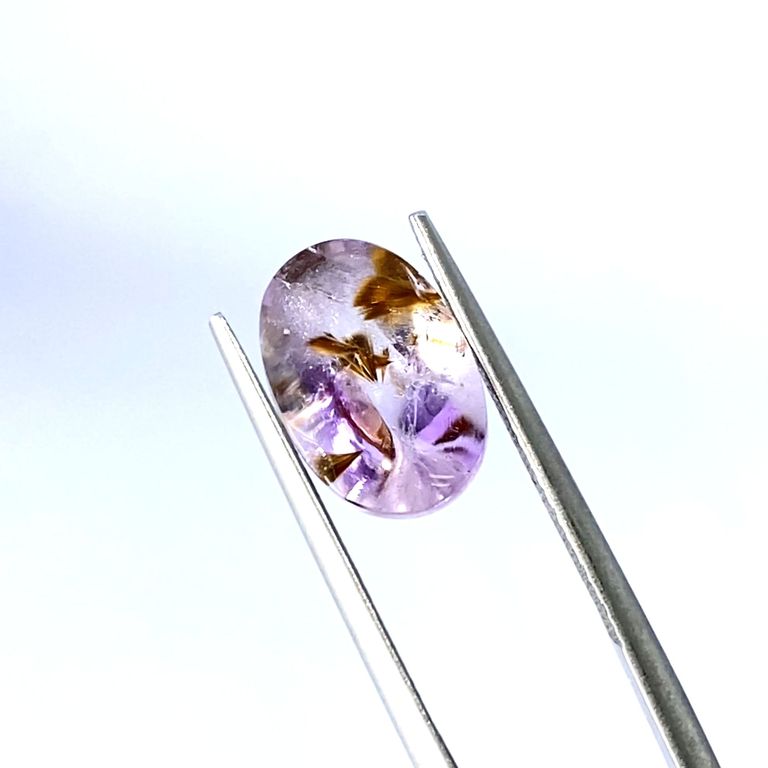 ゲーサイトインアメジスト ブラジル産 3.53ct / 11.9x8.1mm前後 