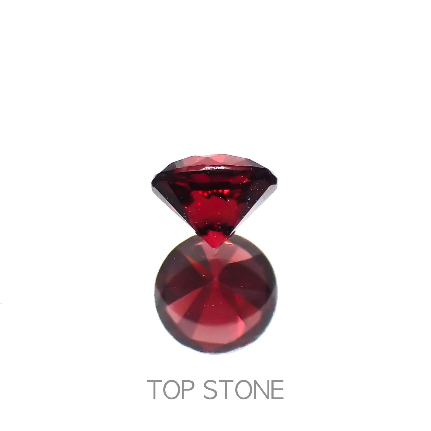 レッドスピネル ビルマ/マダガスカル産 0.21ct[230220547]3.5x3.5mm前後