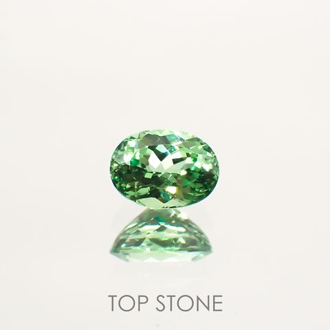 ミントガーネット(宝石名グリーン グロッシュラー・ガーネット) タンザニア産 0.52ct 識別済[210711925]5×4mm前後