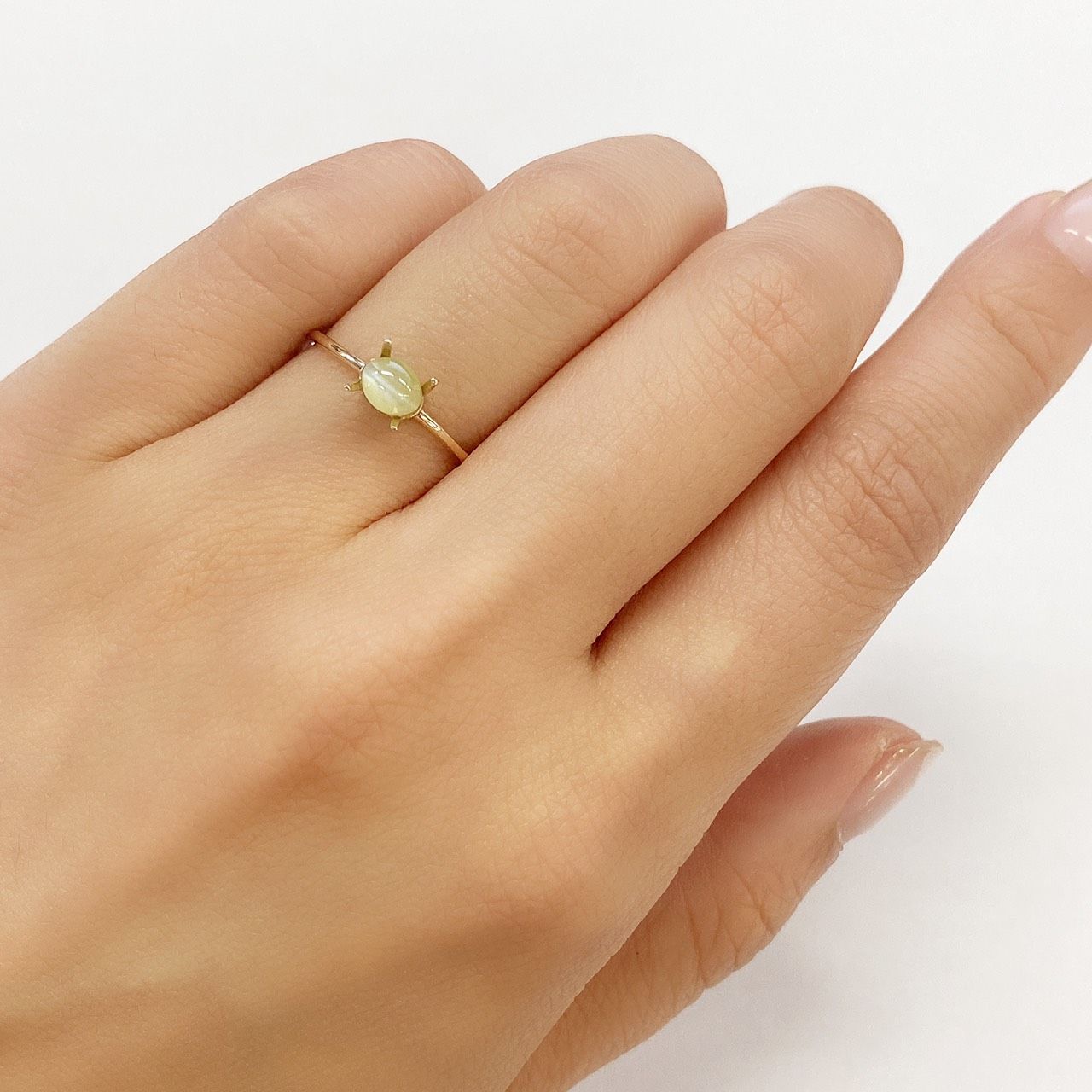 クリソベリルキャッツアイ(宝石名クリソベリル・キャッツアイ) スリランカ産 0.62ct 識別済[210711487]5×4mm前後