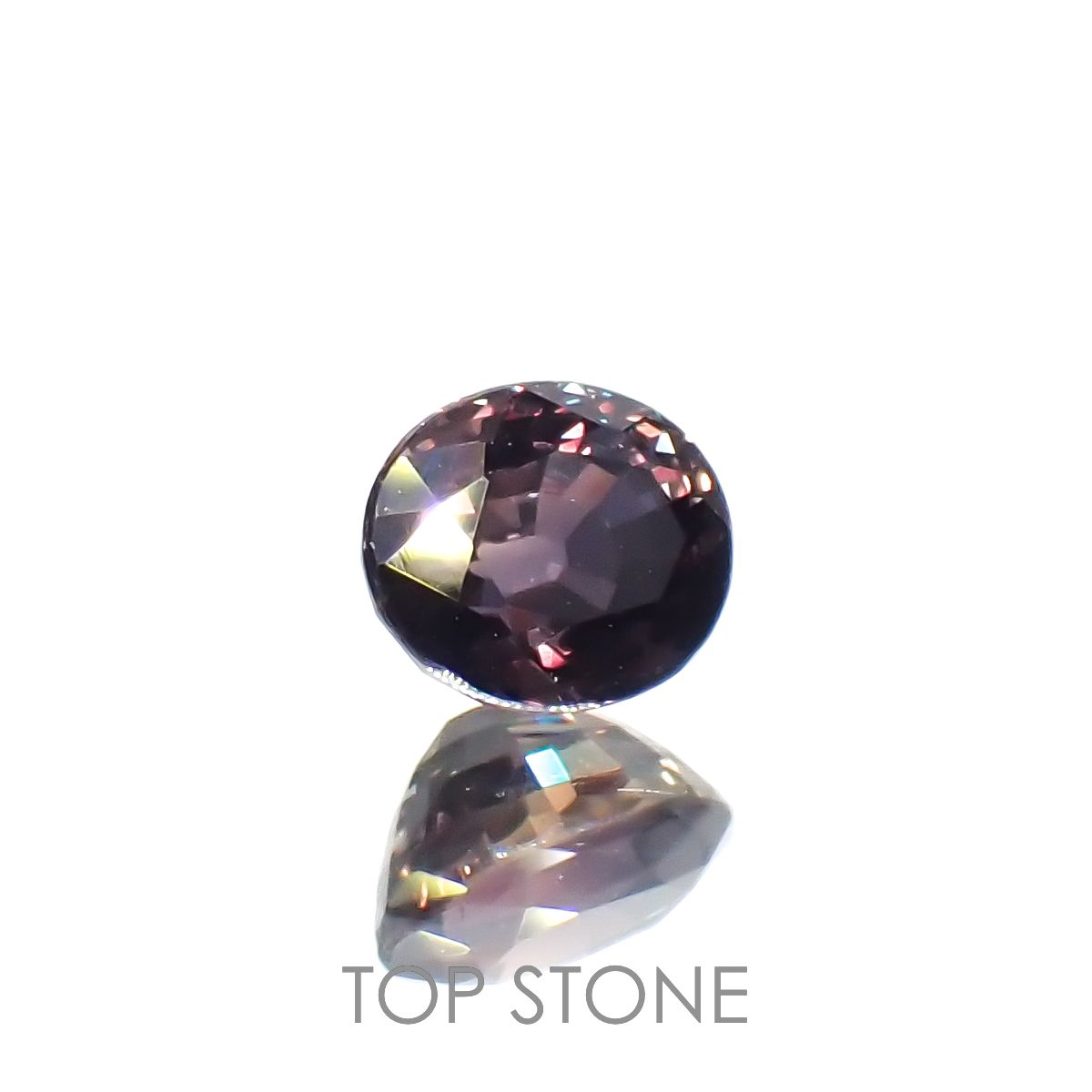 カラーチェンジサファイア非加熱(宝石名サファイア)タンザニア産 0.69ct 識別済[230320840]5.1x4.3mm前後