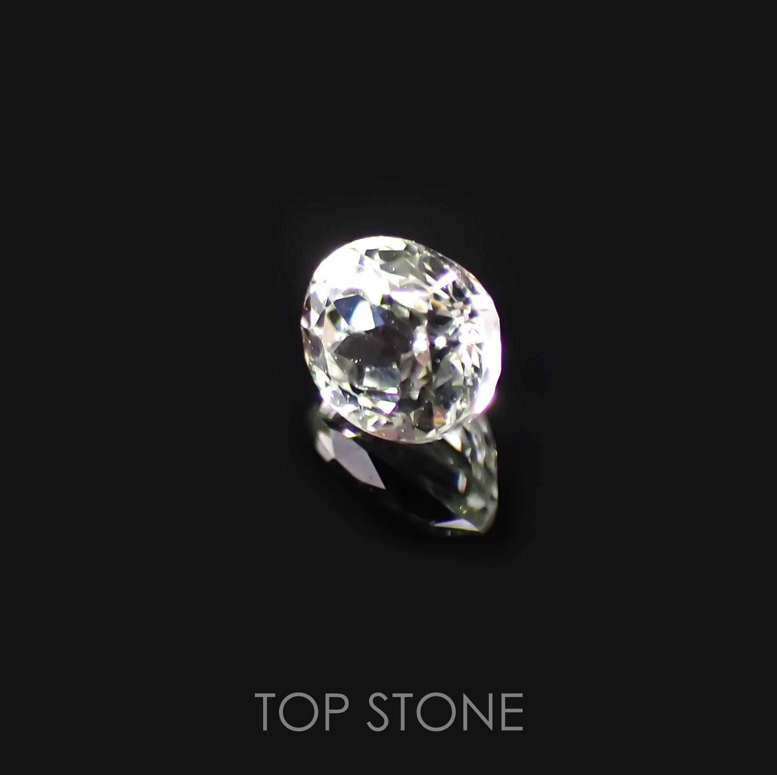 リューコガーネット ビルマ産 ルース 0.21ct[210510774]3.5×2.9mm前後