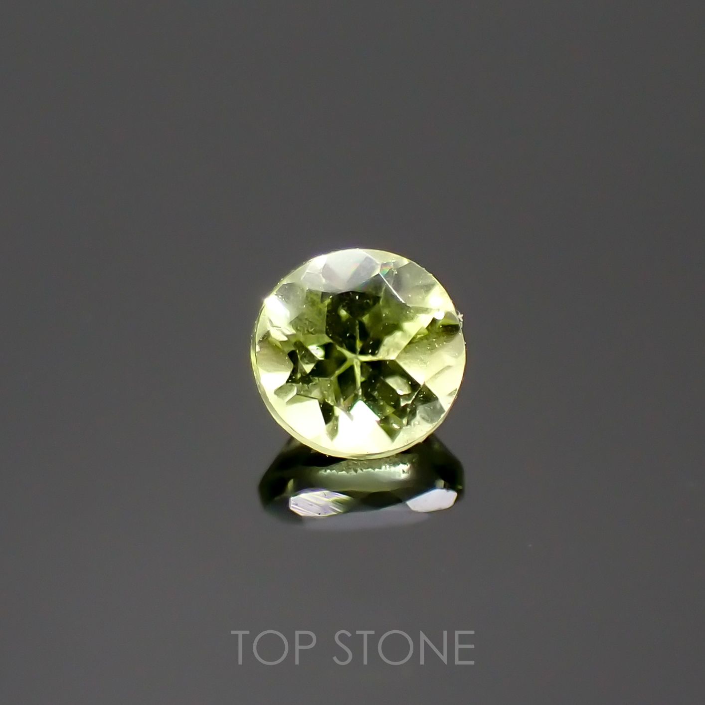パロットクリソベリル(宝石名クリソベリル)インド産 0.16ct 識別済[220114515]2.9x2.9mm前後