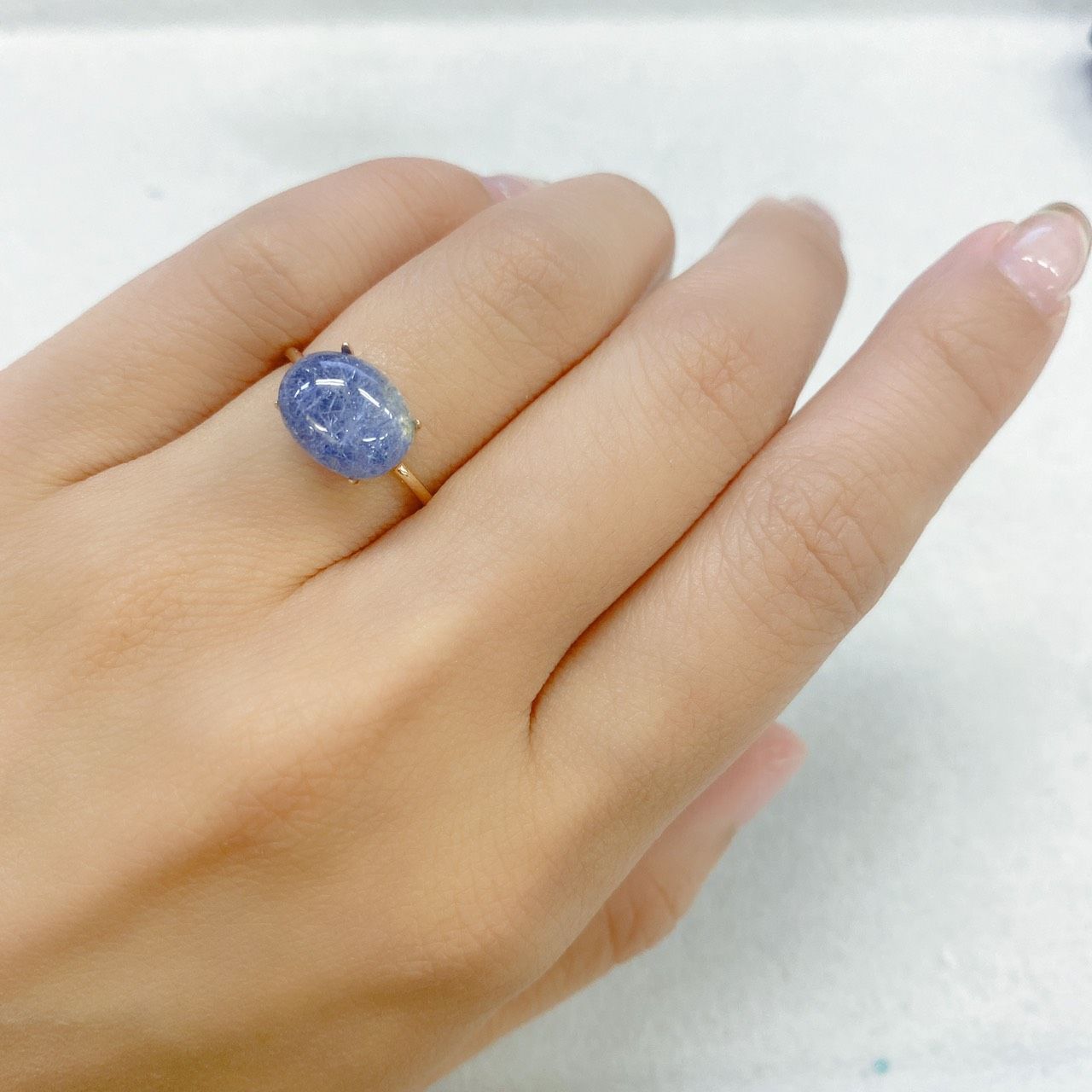 デュモルチェライトインクォーツ ブラジル産 ルース 3.49ct[210812219]10.6×8.4mm前後