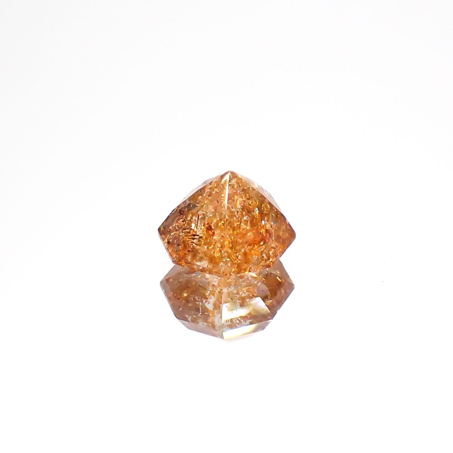 ◇オクタゴンカット◇イリュージョンサンストーン タンザニア産 0.62ct[230320956]5.4x5.3mm前後