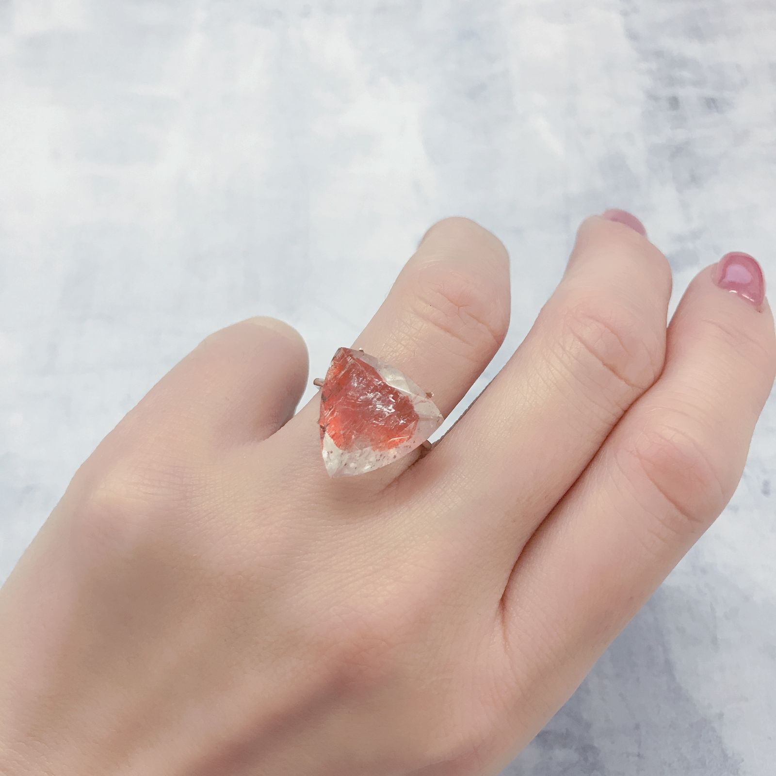 オーロラクォーツ ブラジル・ミナスジェライス産 7.99ct[220114370]15.2x15.8mm前後