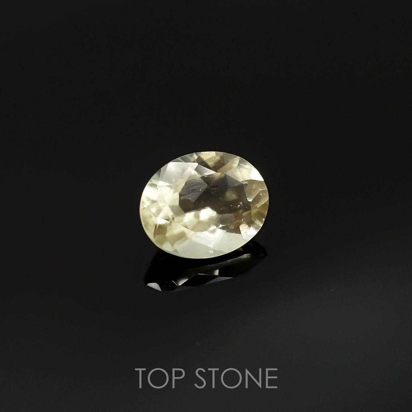 リビアングラス(宝石名インパクトガラス(衝撃溶融ガラス))エジプト・リビア砂漠産 2.00ct 識別済[220415648]10.1x8mm前後