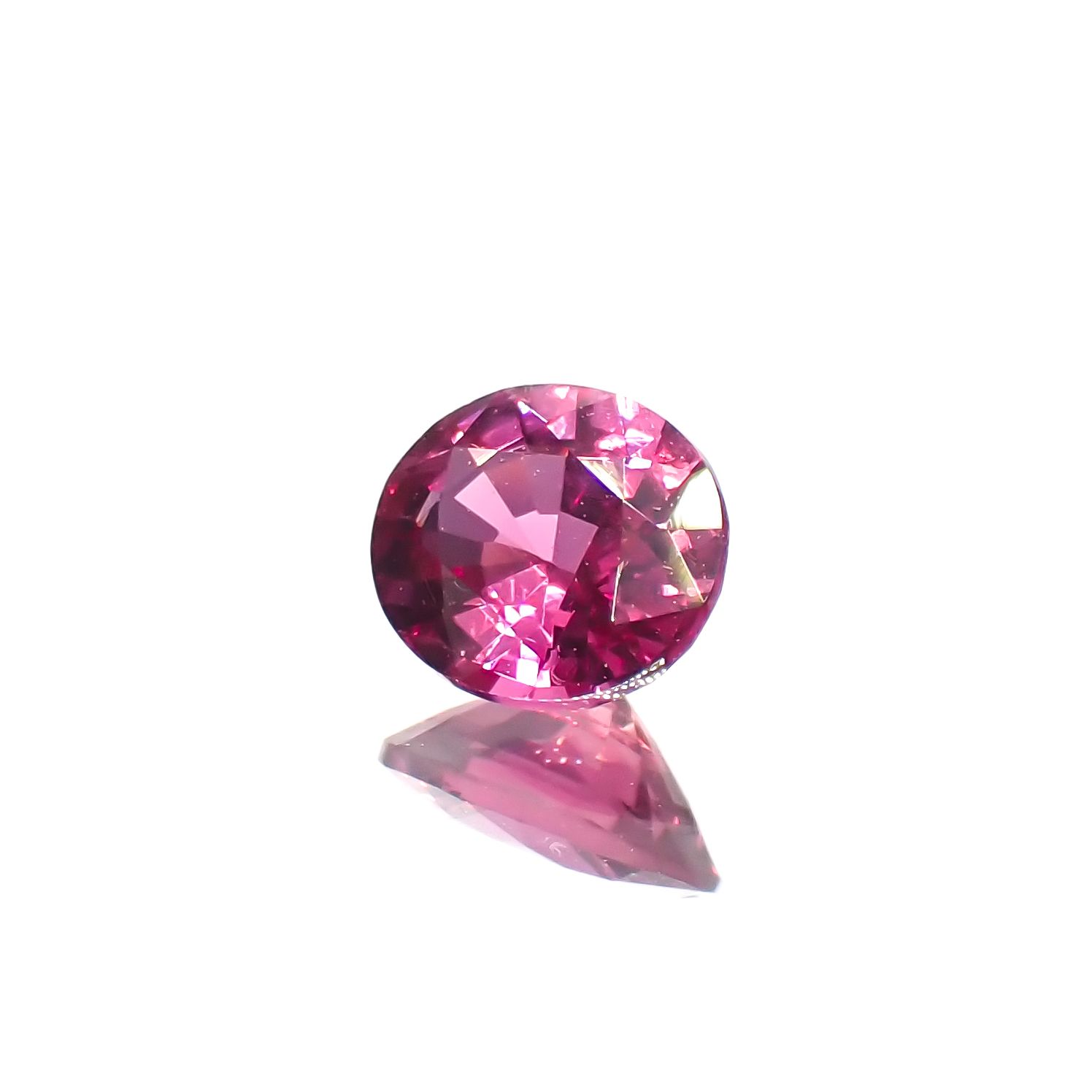ルビー ビルマ/モザンビーク産 0.40ct[230622350]4.9x4.1mm前後