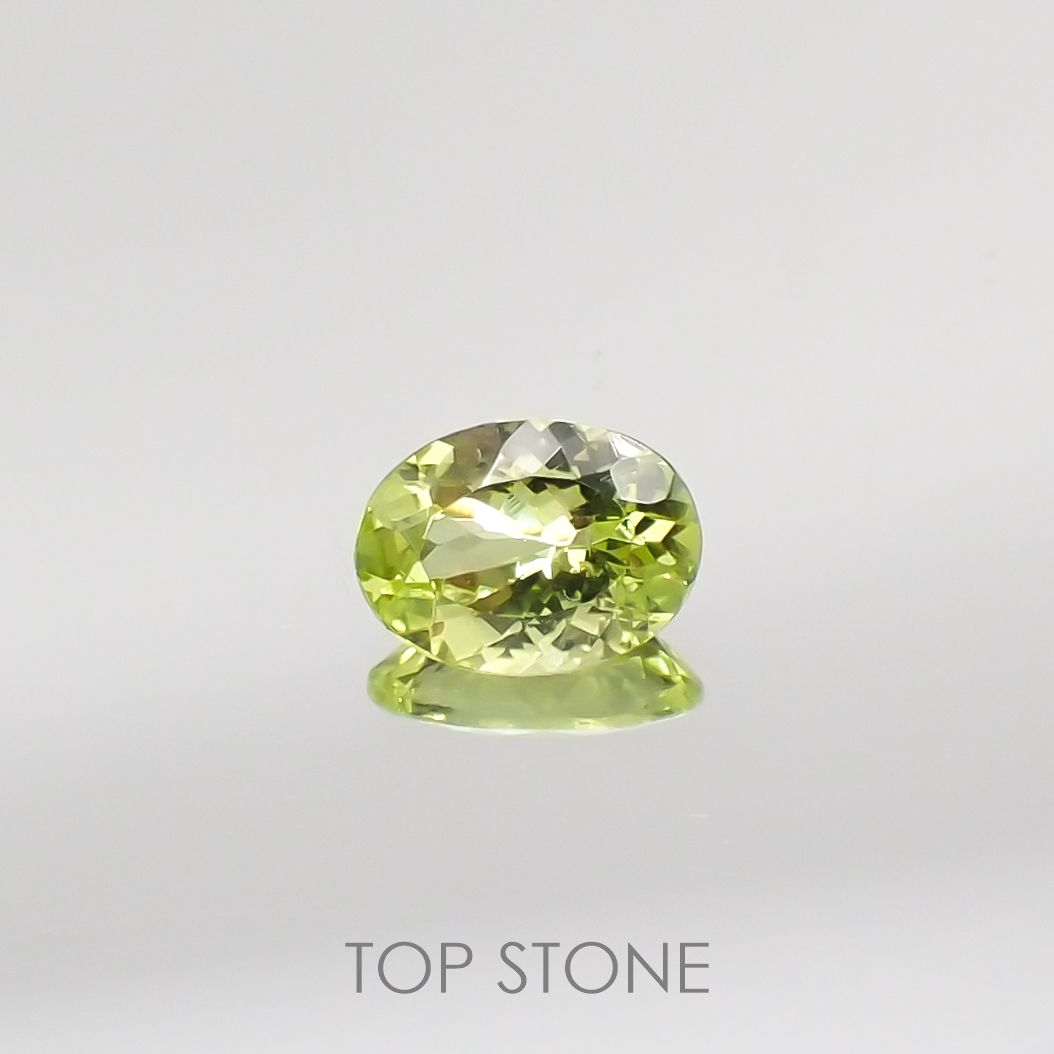 パロットクリソベリル(宝石名クリソベリル) インド産 0.80ct 識別済[210711515]7×5.1mm前後