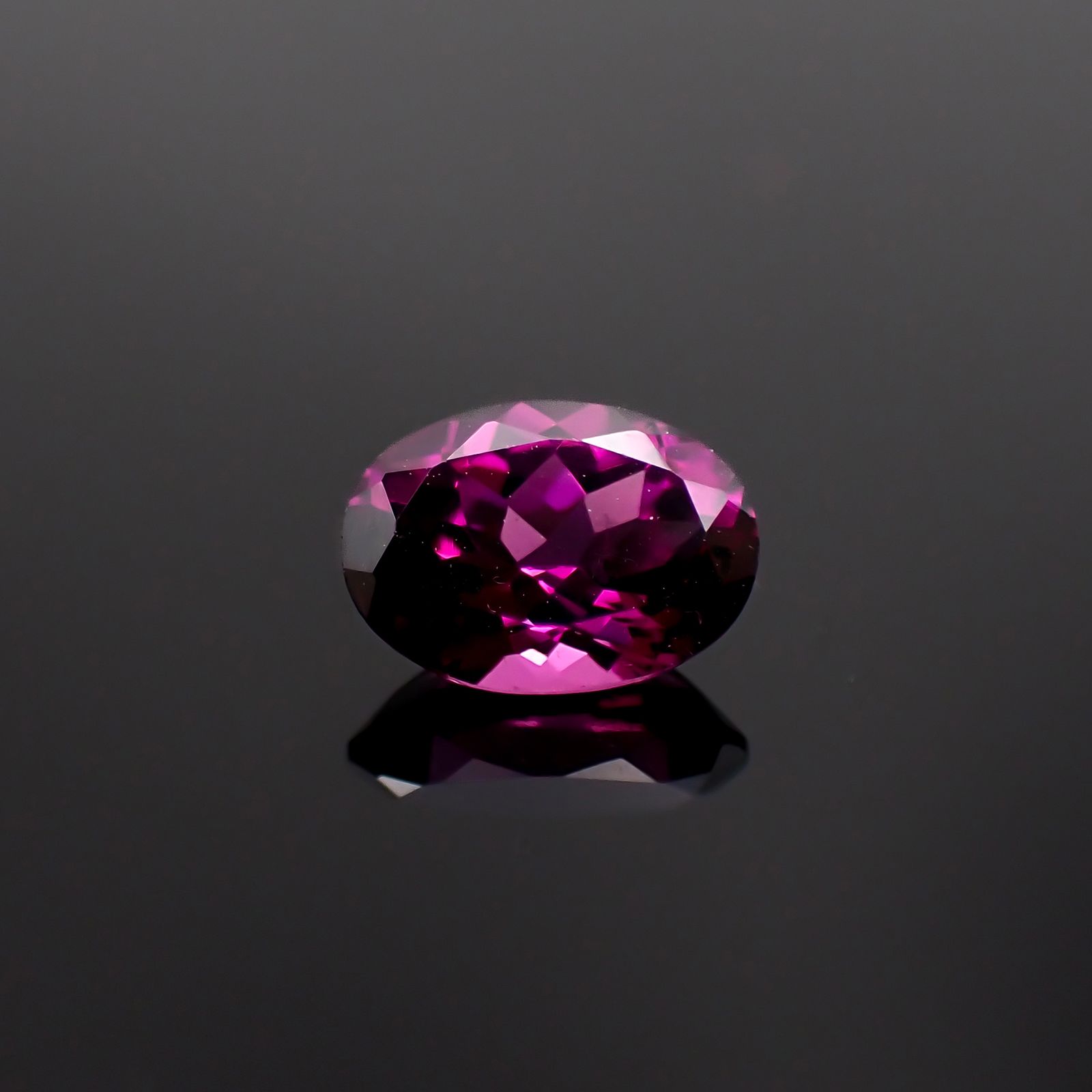 グレープガーネット ブラジル産 1.01ct[230823166]7x5.1mm前後