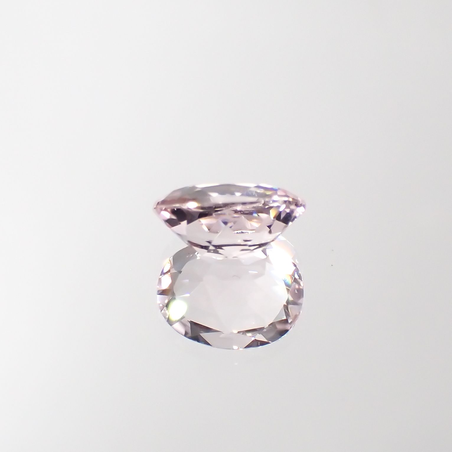 モルガナイト(宝石名モルガナイト)ナイジェリア産 1.13ct 識別済[230321161]7.9x6.1mm前後