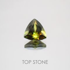 スフェーン パキスタン産 ルース 0.78ct[20032037]5.9×6.3mm前後