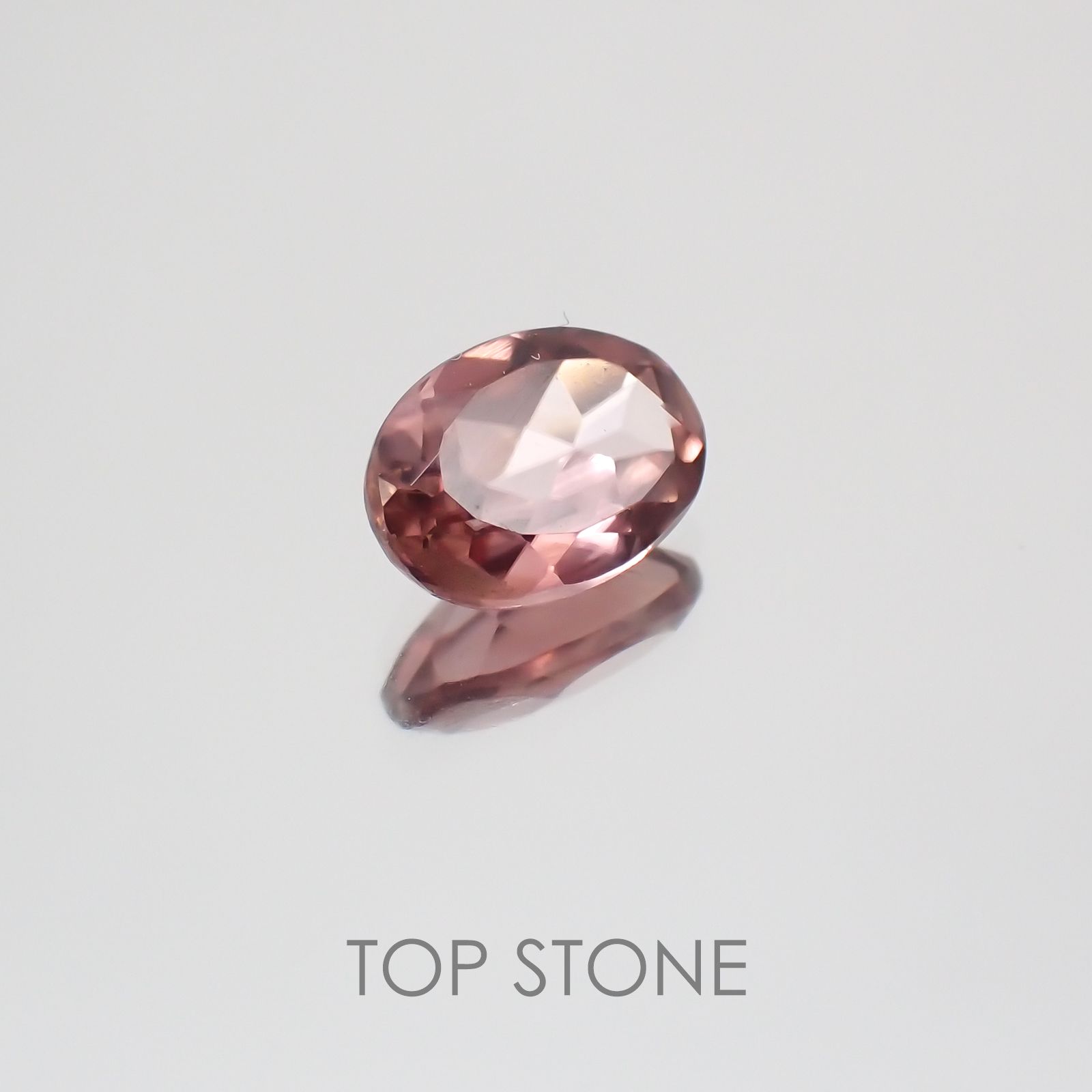 ピンクジルコン スリランカ,カンボジア産 ルース 1.08ct[21059797]7×5.1mm前後
