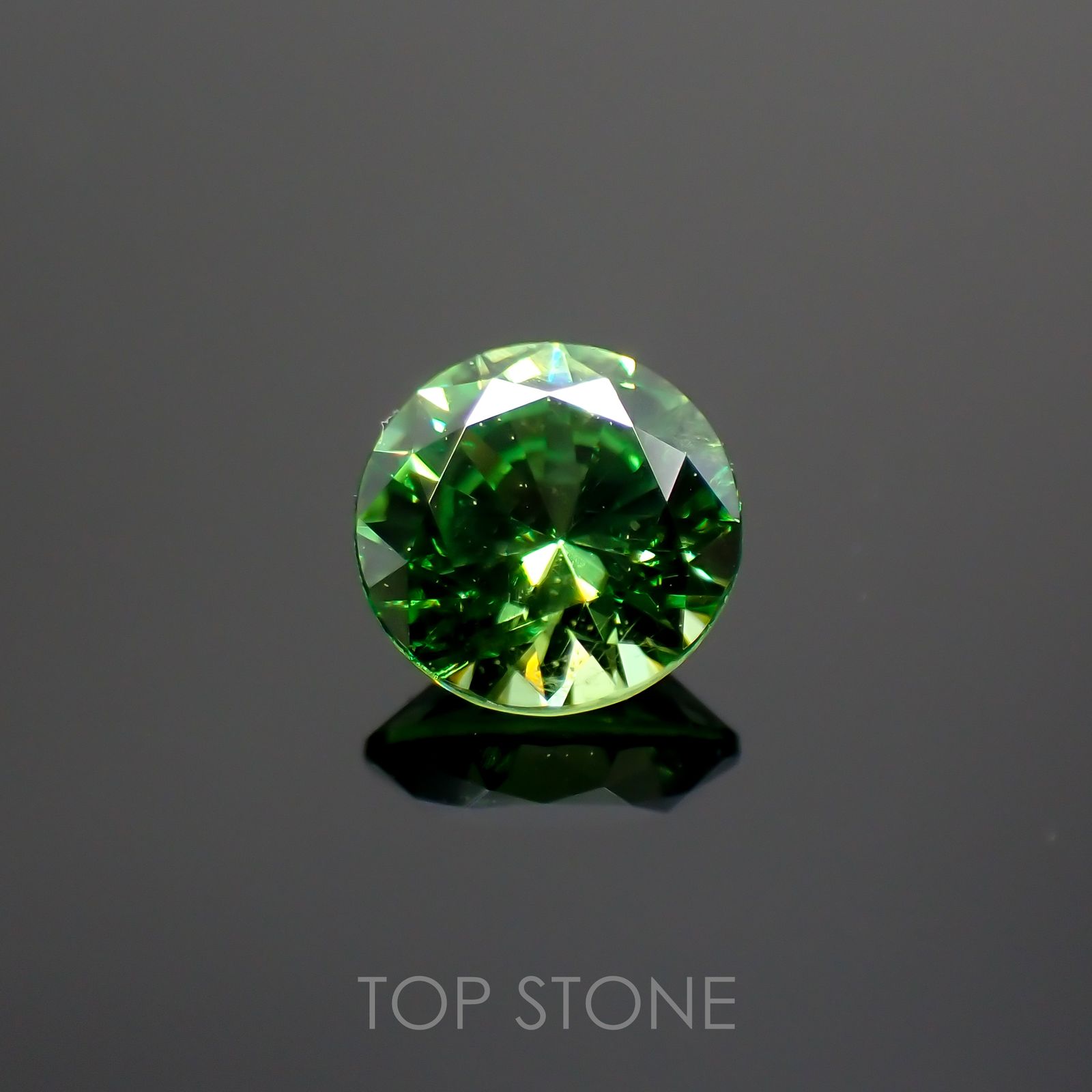デマントイドガーネット(宝石名デマントイド・ガーネット) ロシア産 0.321ct ソ付(彩珠)[20118130]4.2×4.2mm前後