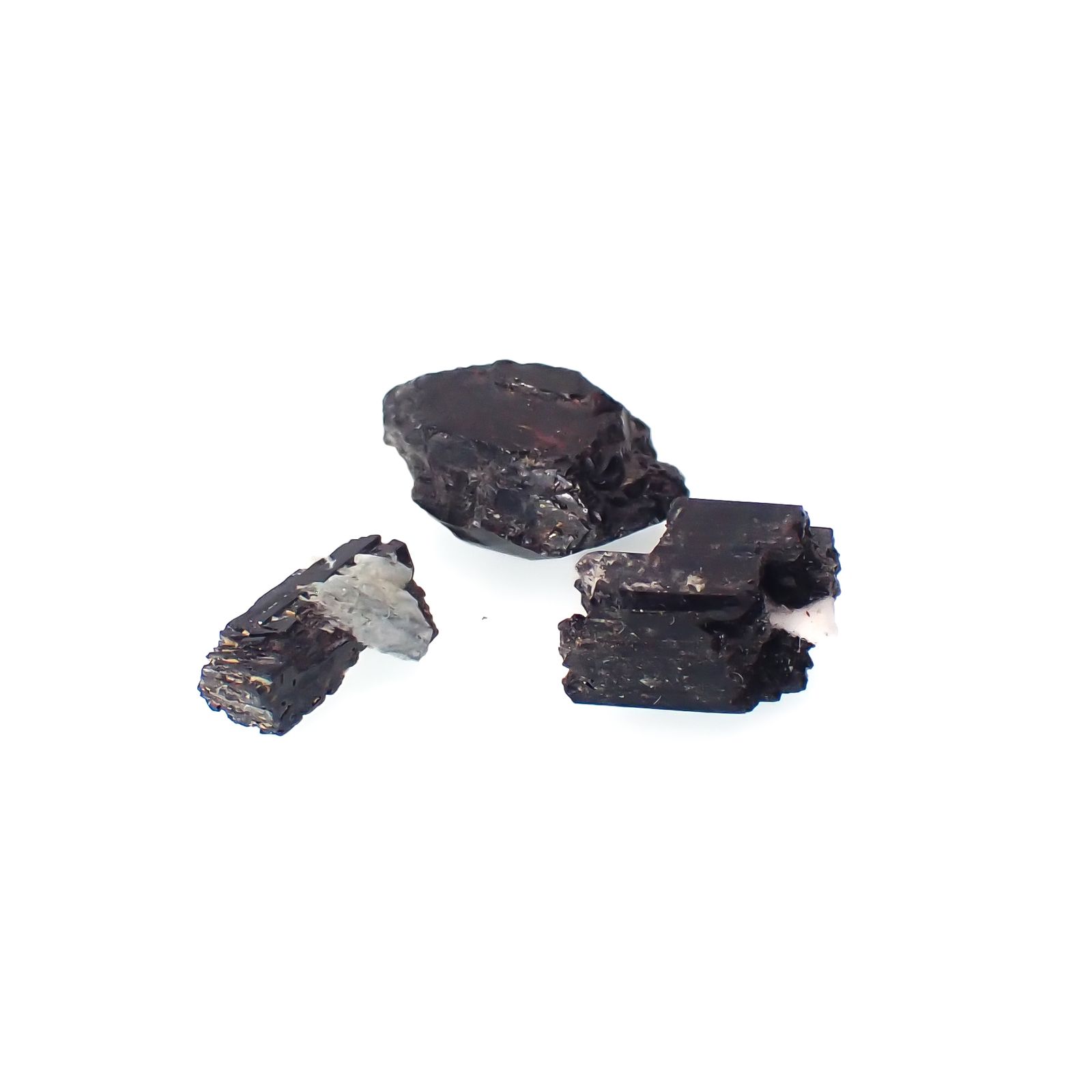 ネプチュナイト 原石 3個セット アメリカ・カリフォルニア州産 7.26ct(3pcs合計)[230622312]9.5-11.7x5.1-7.1mm前後