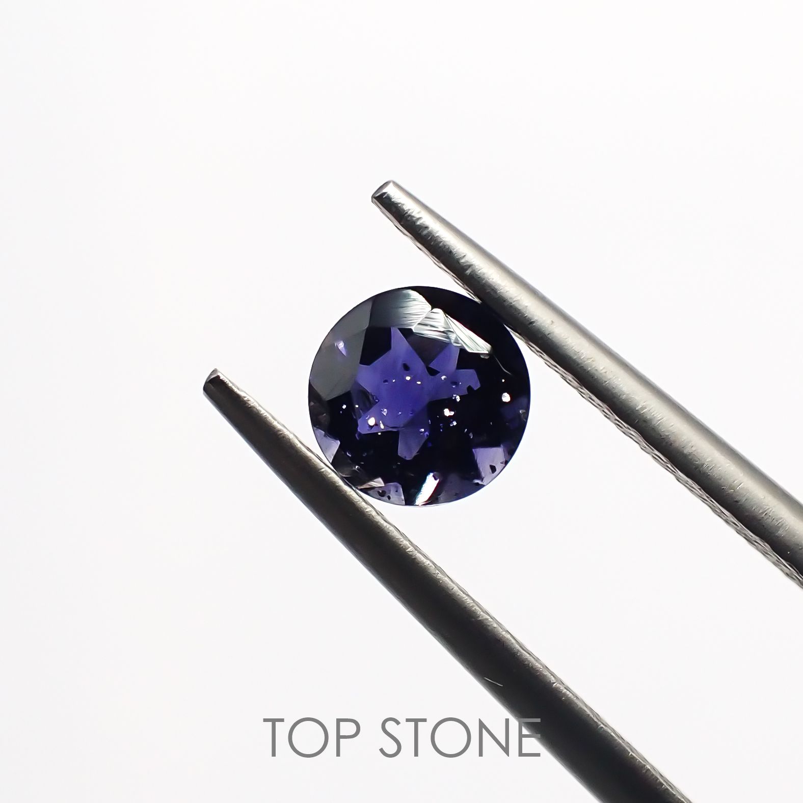 アイオライトサンストーン インド・ブラジル産 ルース 0.39ct[210611097]5×5mm前後