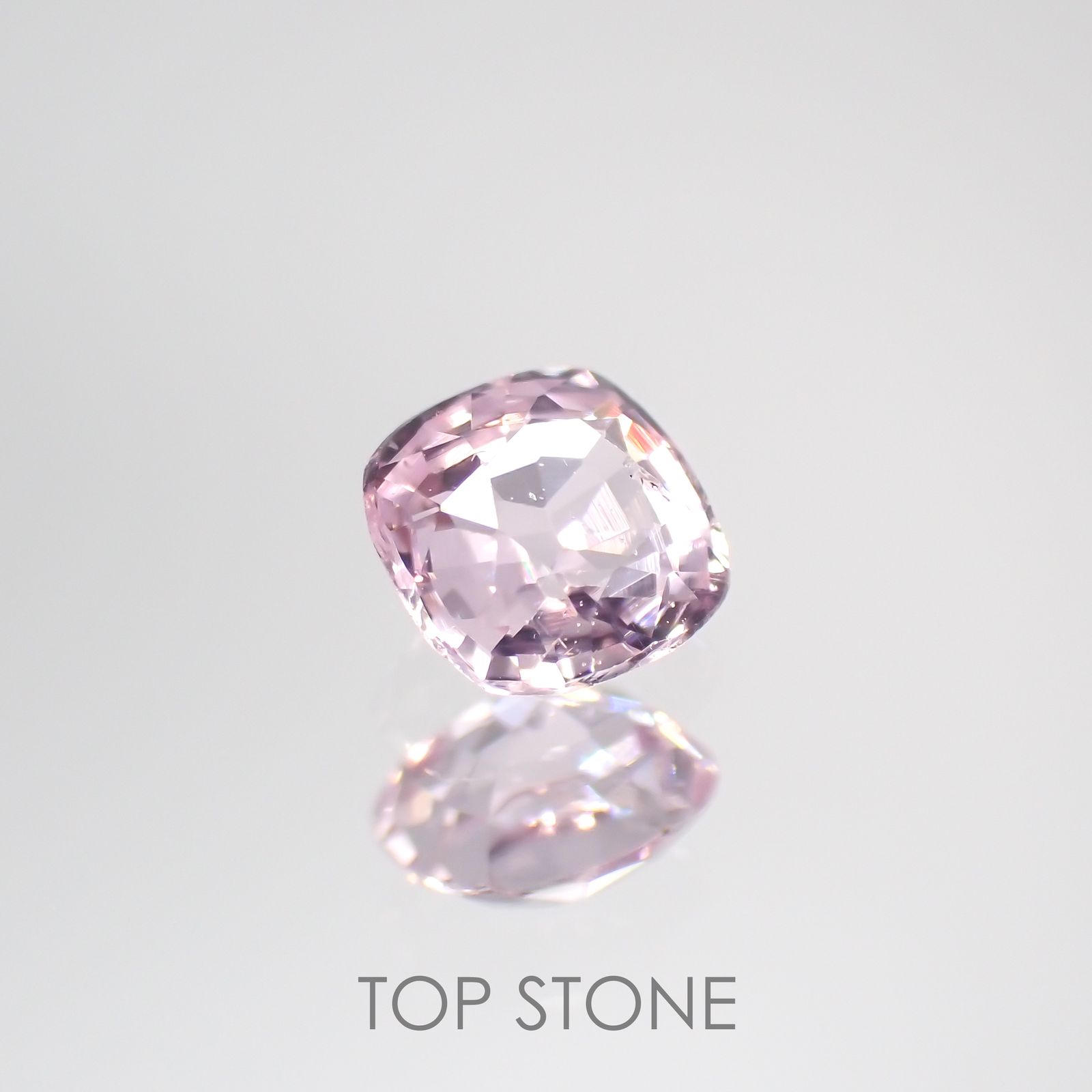 ピンクサファイア(宝石名ピンク・サファイア) マダガスカル/スリランカ産 0.32ct 識別済[210712558]3.8×3.8mm前後