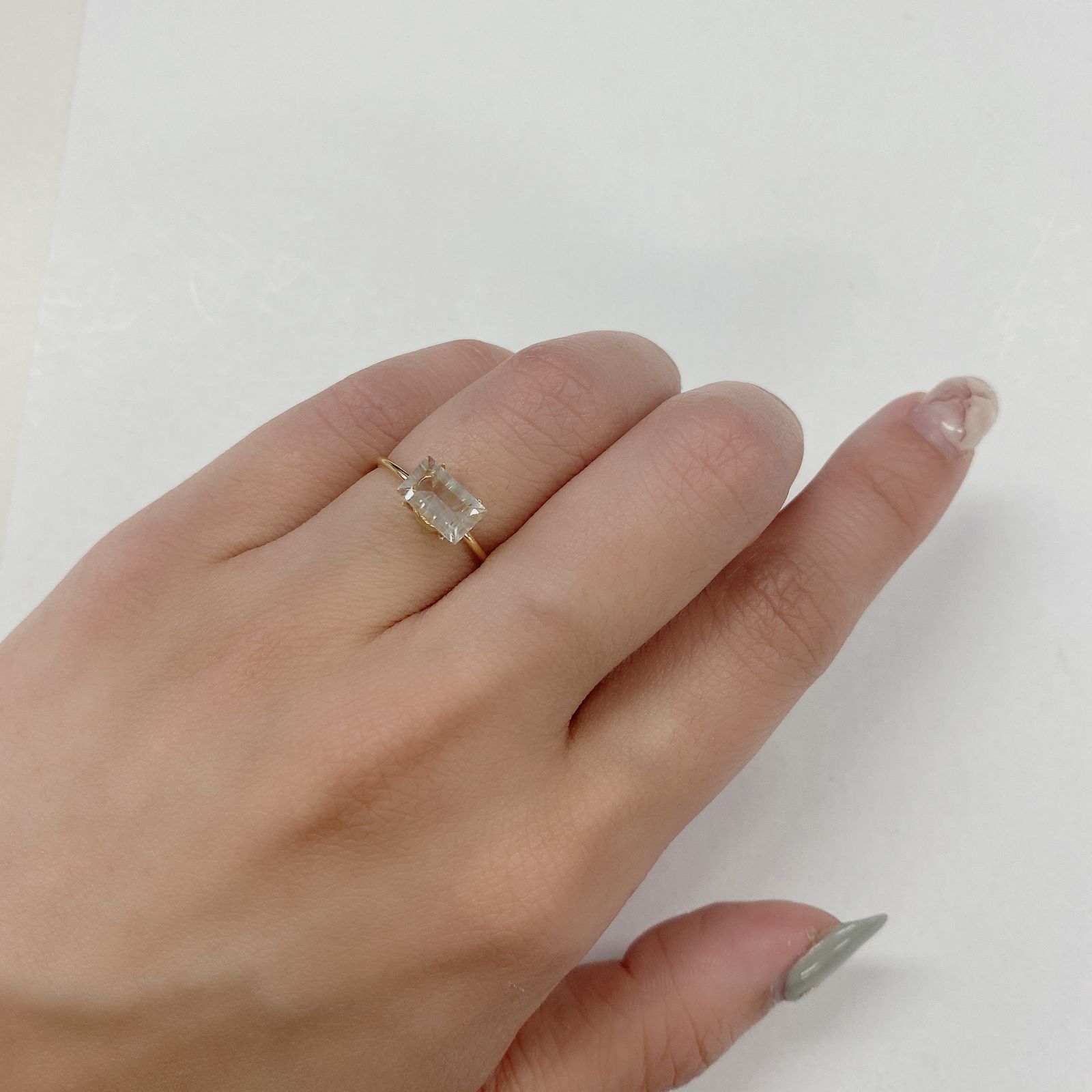 オレゴンサンストーン(宝石名ラブラドライト) アメリカ・オレゴン州産 1.05ct 識別済[210410419]8×4.9mm前後