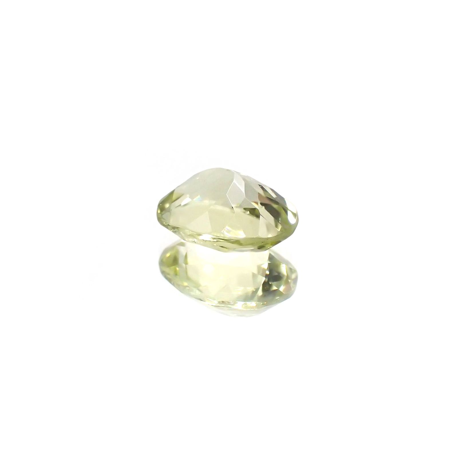 シリマナイト(宝石名シリマナイト) インド産 識別済 1.38ct / 8.1x6.2mm前後 [210810684]