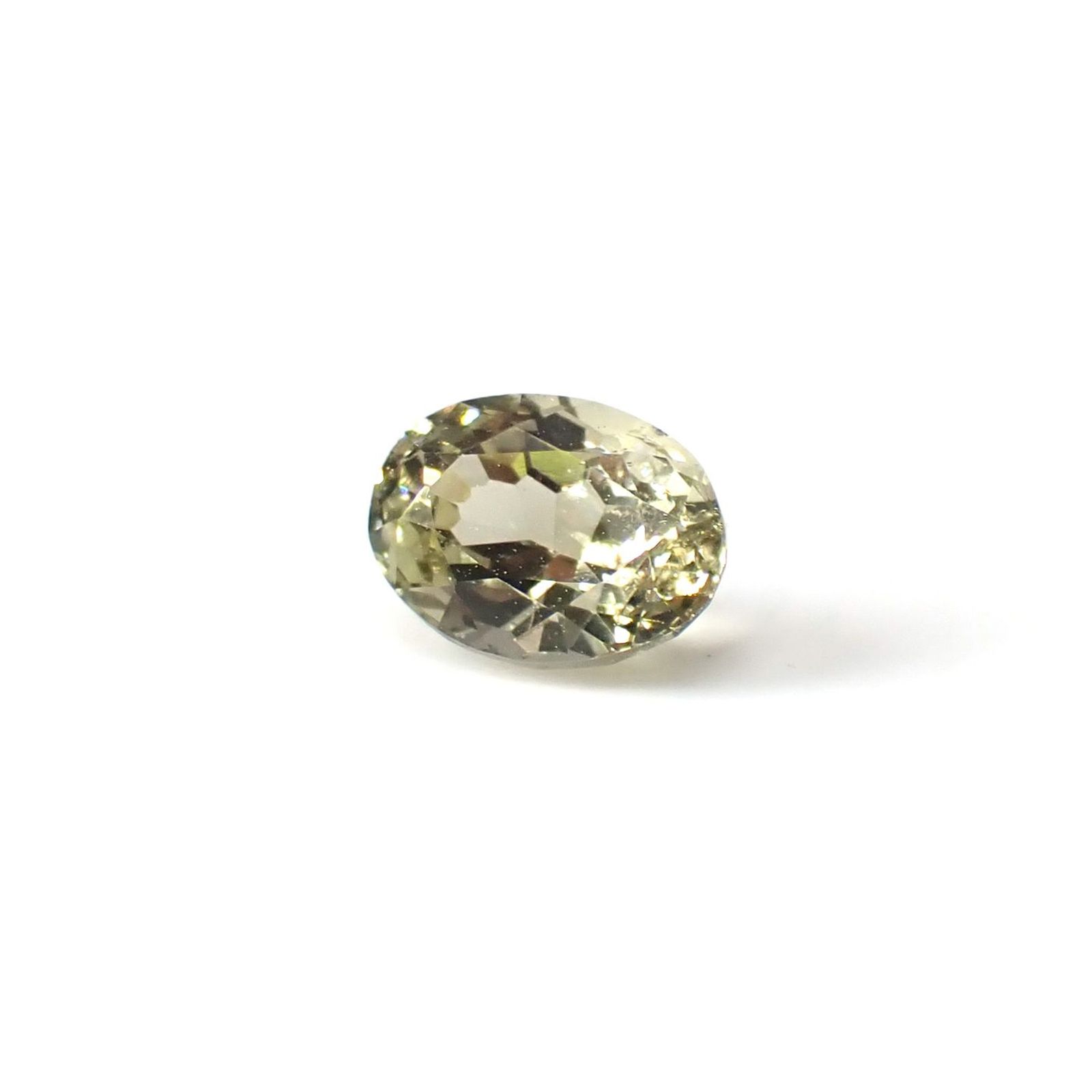 コーネルピン スリランカ産 1.15ct / 7.2x5.3mm前後 [251031233]