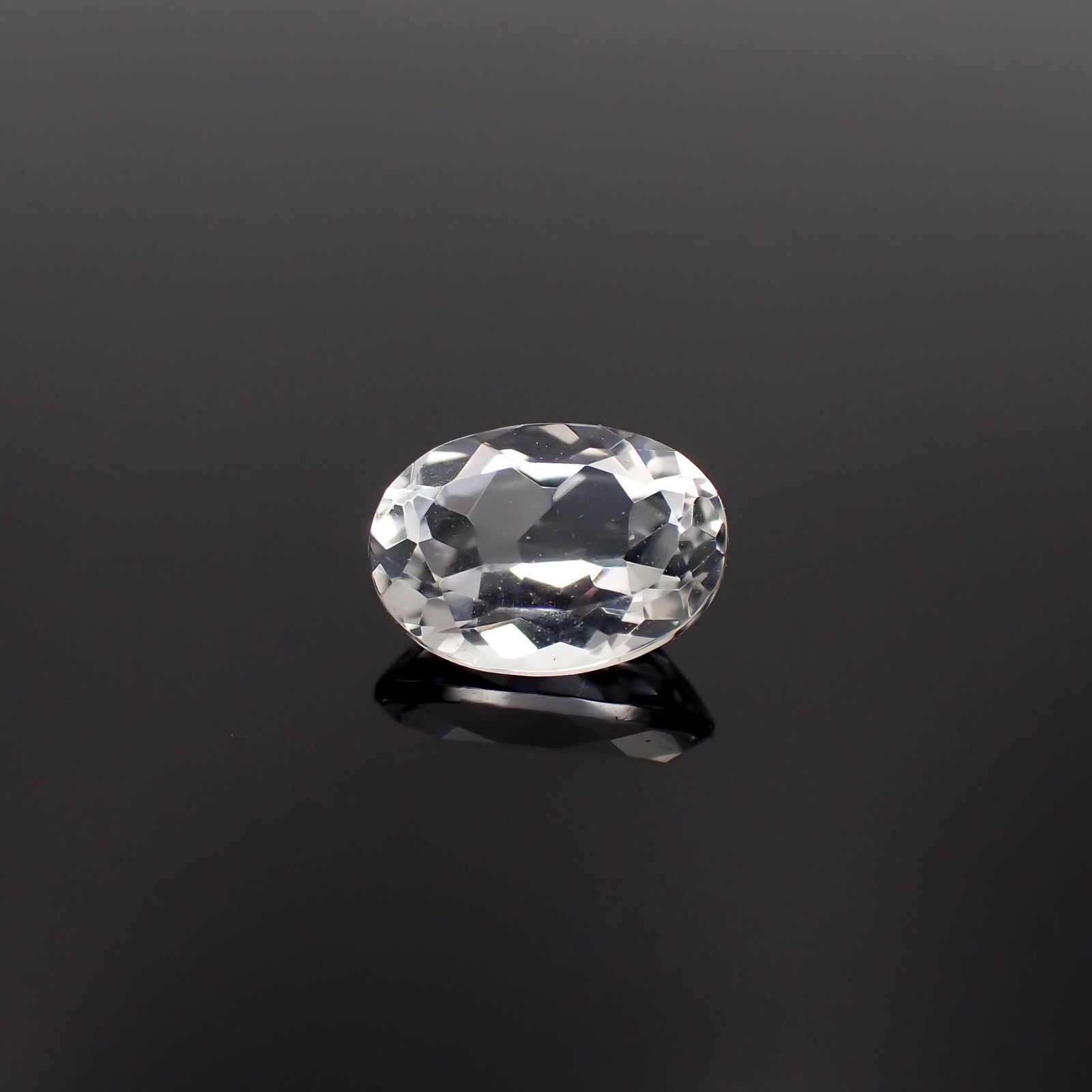 ゴッシェナイト パキスタン・ヒマラヤ産 0.67ct[230421837]6.9x4.9mm前後