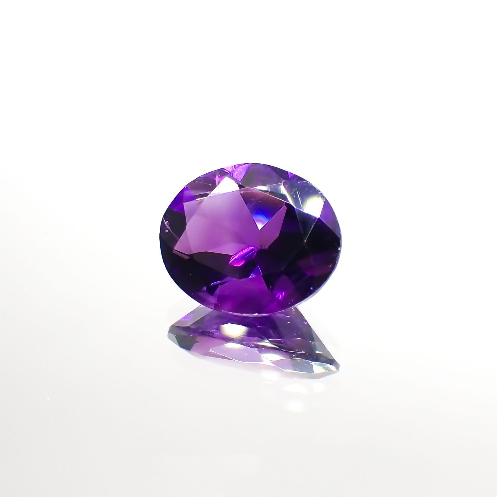 カラーシフトアメジスト(宝石名アメシスト)ブラジル/ウルグアイ産 3.72ct 識別済[220113974]12.1x10mm前後