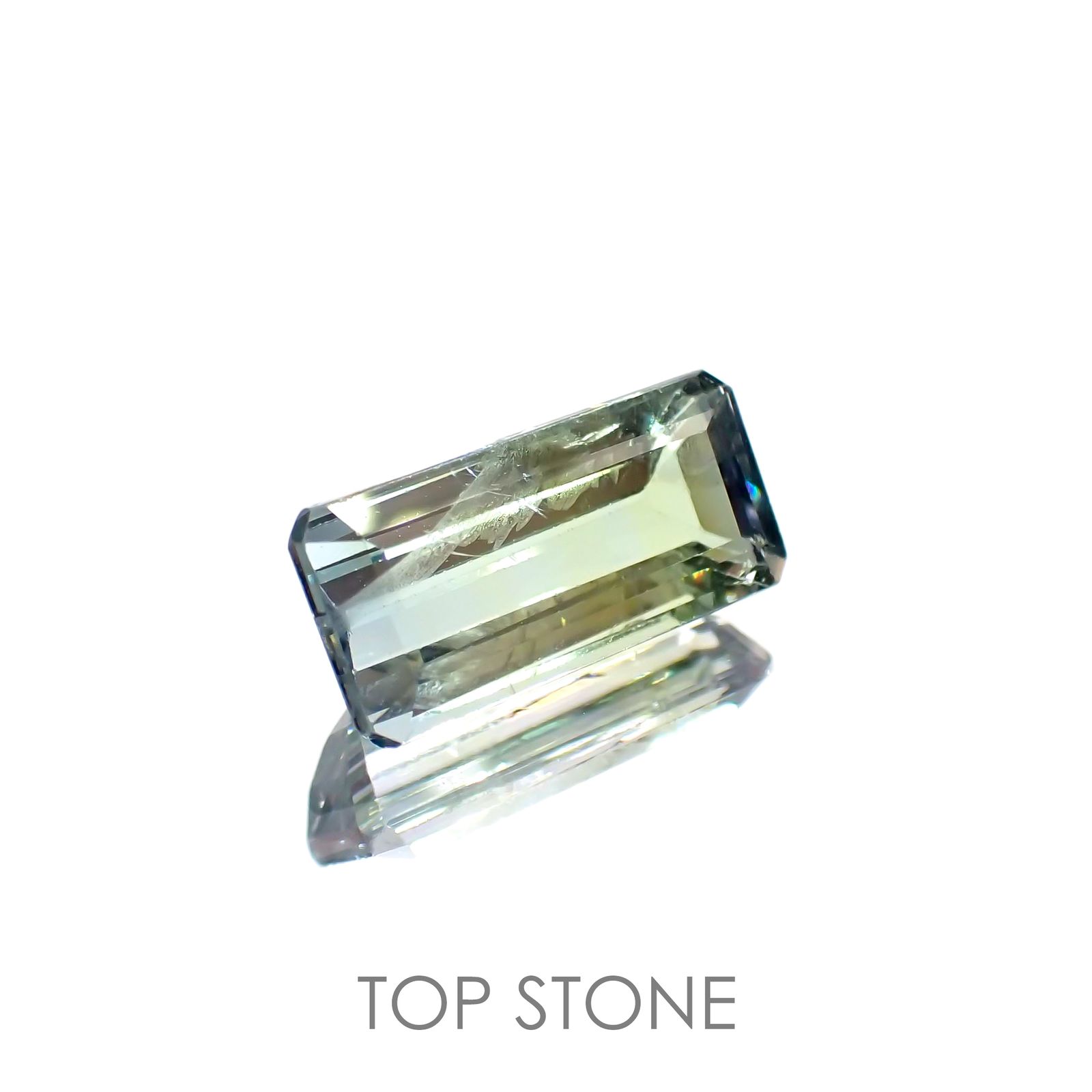 パーティカラータンザナイト(宝石名パーティカラード・ゾイサイト) タンザニア産 3.033ct ソ付(彩珠)[210410777]12×5.7mm前後