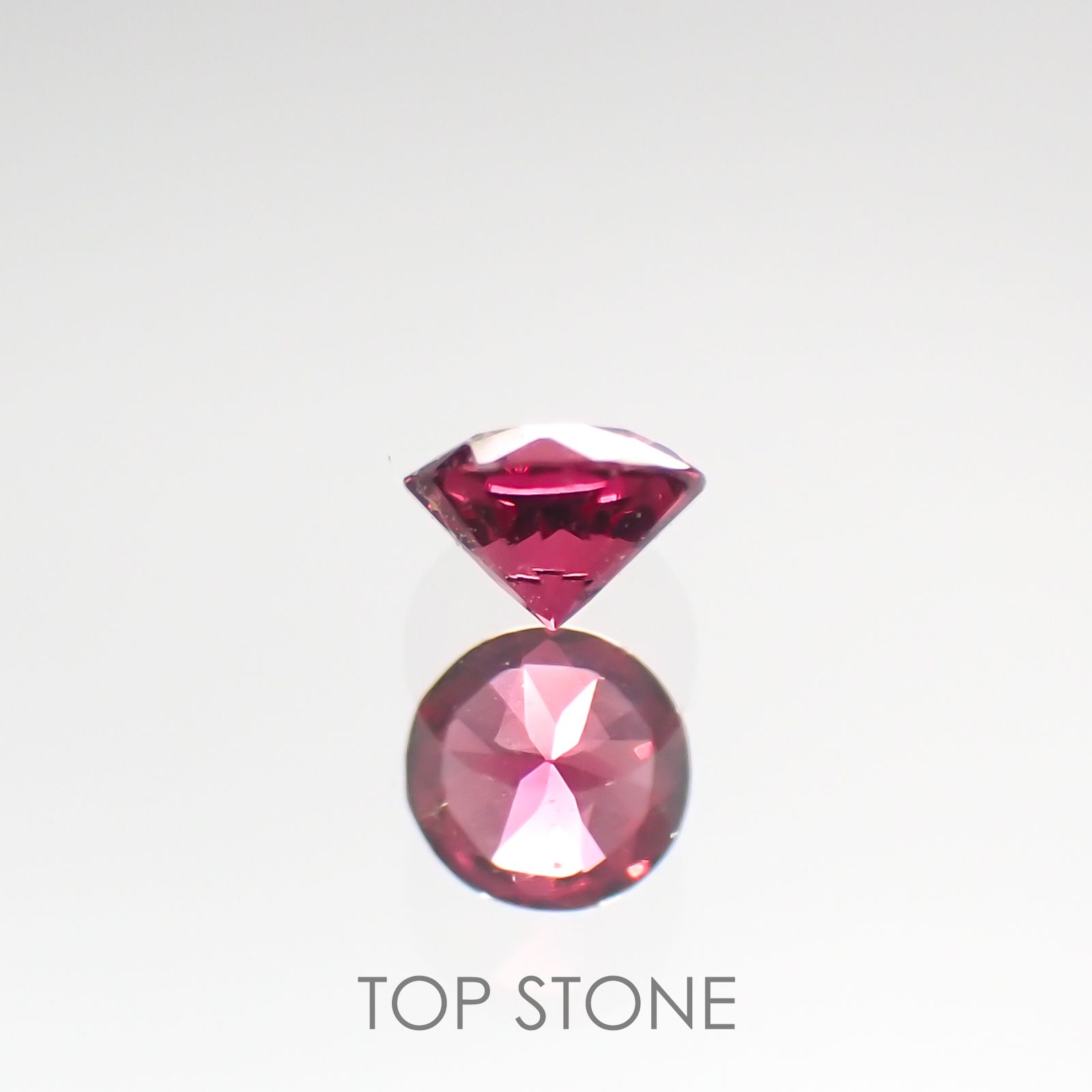 レッドスピネル ビルマ産 ルース 0.12ct[210812856]3×3mm前後
