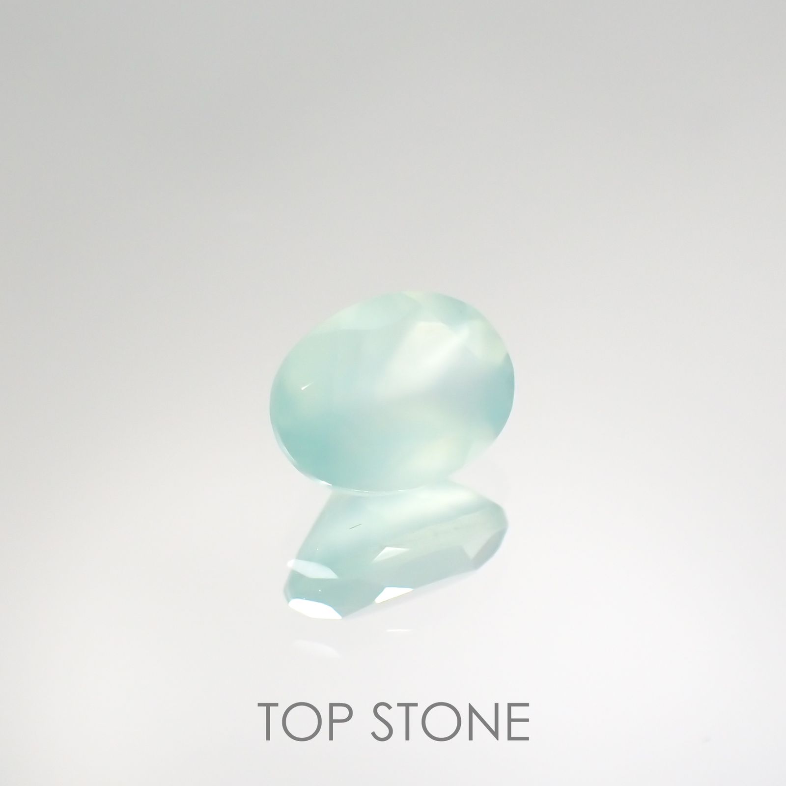 アクアプレーズ(宝石名ブルー グリーン・カルセドニー) 南アフリカ産 1.28ct 識別済[210912343]8.1×6mm前後