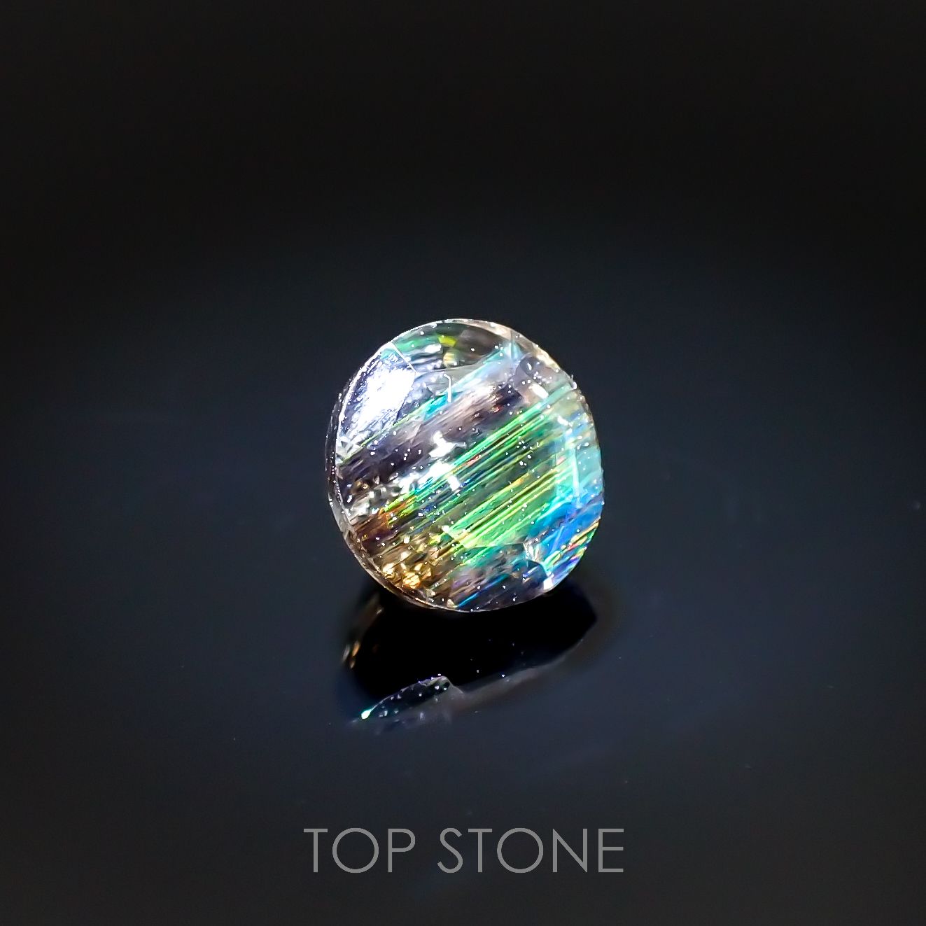 レインボースキャポライト ブラジル産 0.46ct[221018328]4.9x4.8mm前後