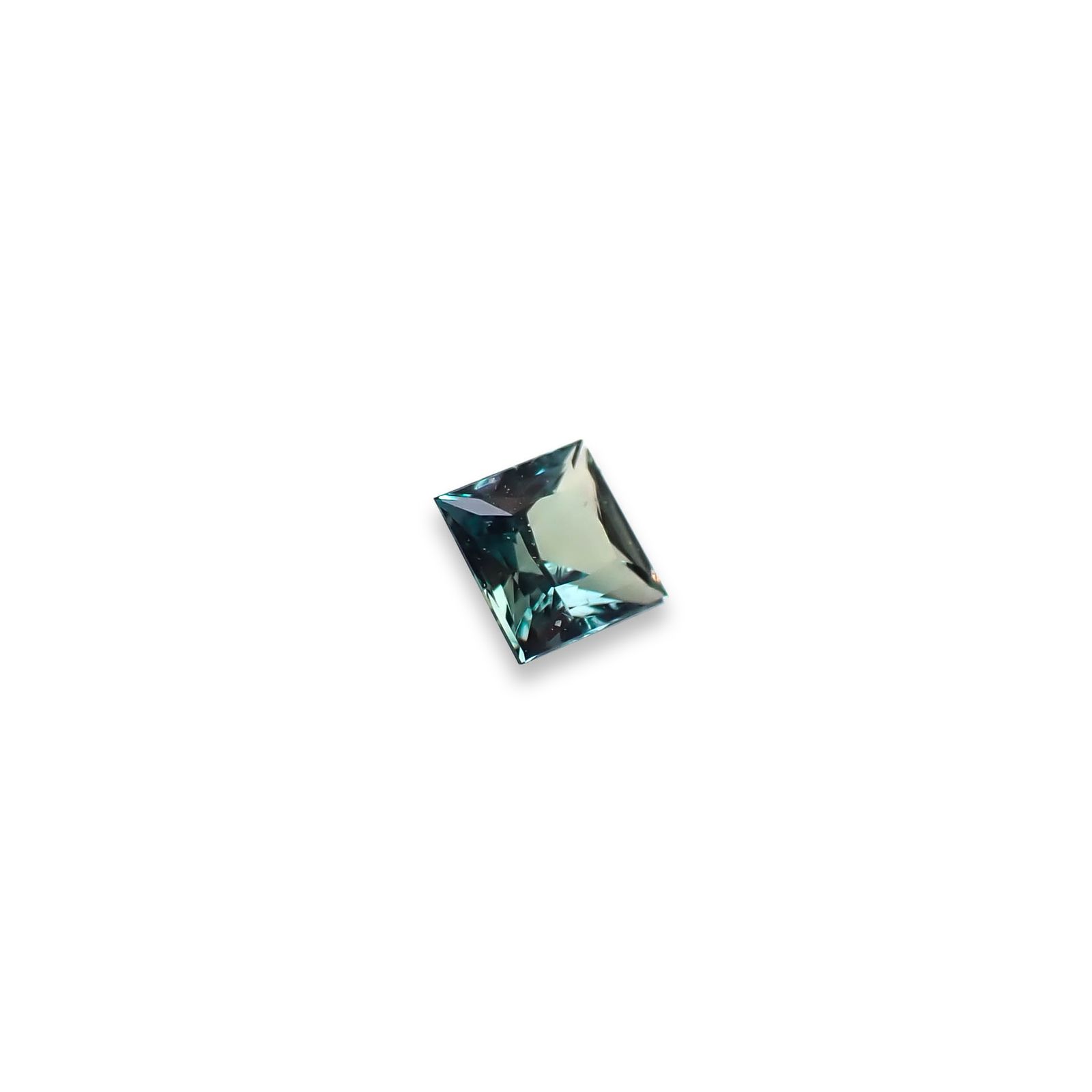 ◇プリンセスカット◇アレキサンドライト ブラジル産/EmeraldMain社製 0.066ct [250330066]2.2x2.2mm前後
