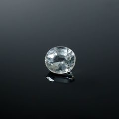 フォルステライト(宝石名フォルステライト)ビルマ産 0.22ct 識別済[250730783]3.9x3.4mm前後