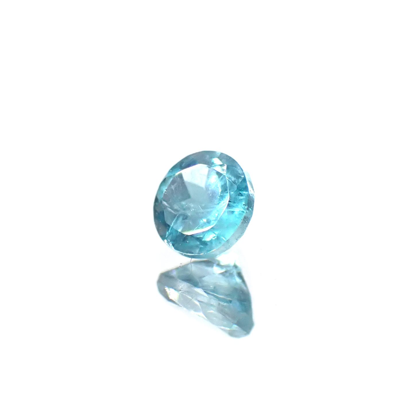 グランディディエライト マダガスカル産 0.19ct [250730678]3.6x3.5mm前後