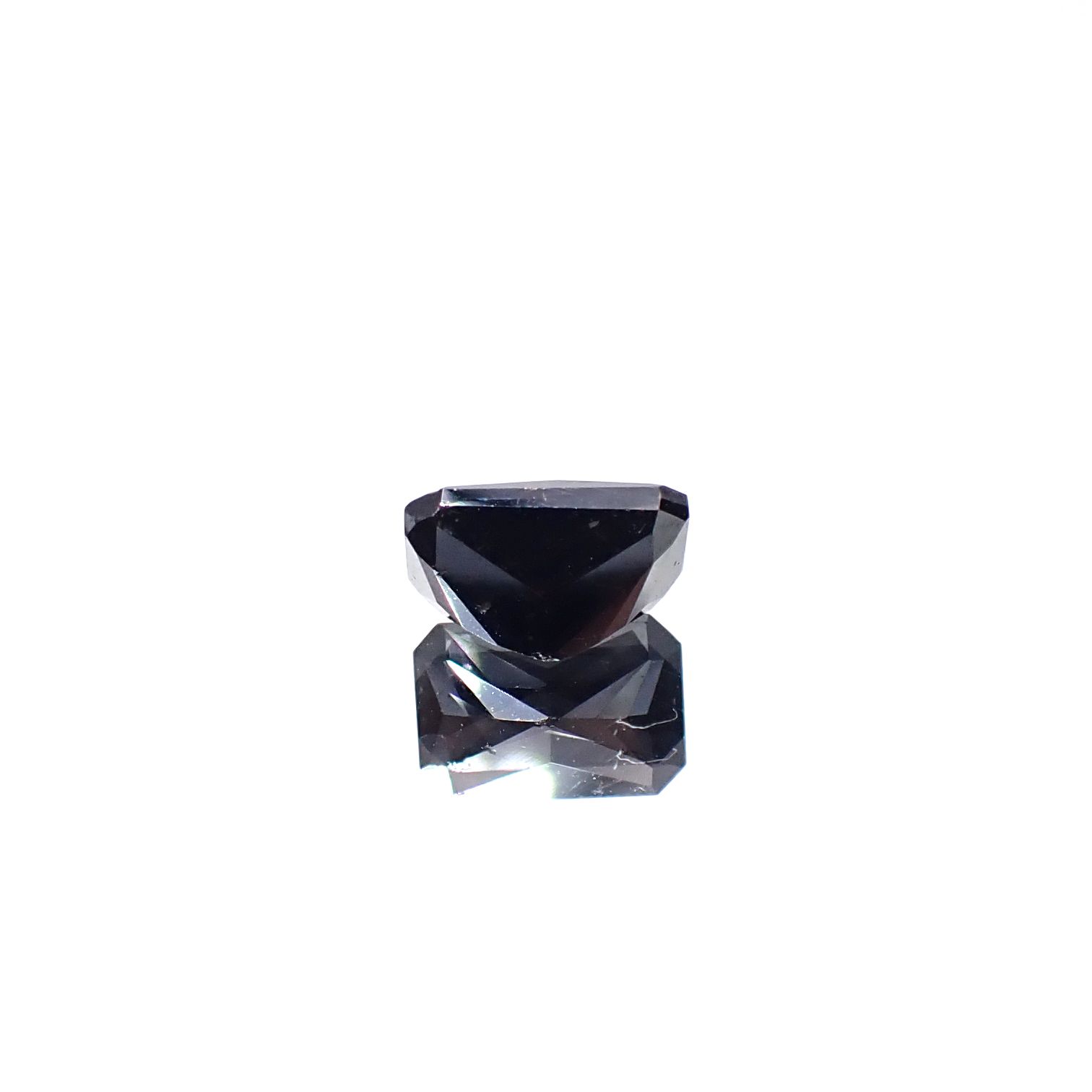 ルチル単結晶 ブラジル産 1.60ct [250630605]7.1x4.7mm前後