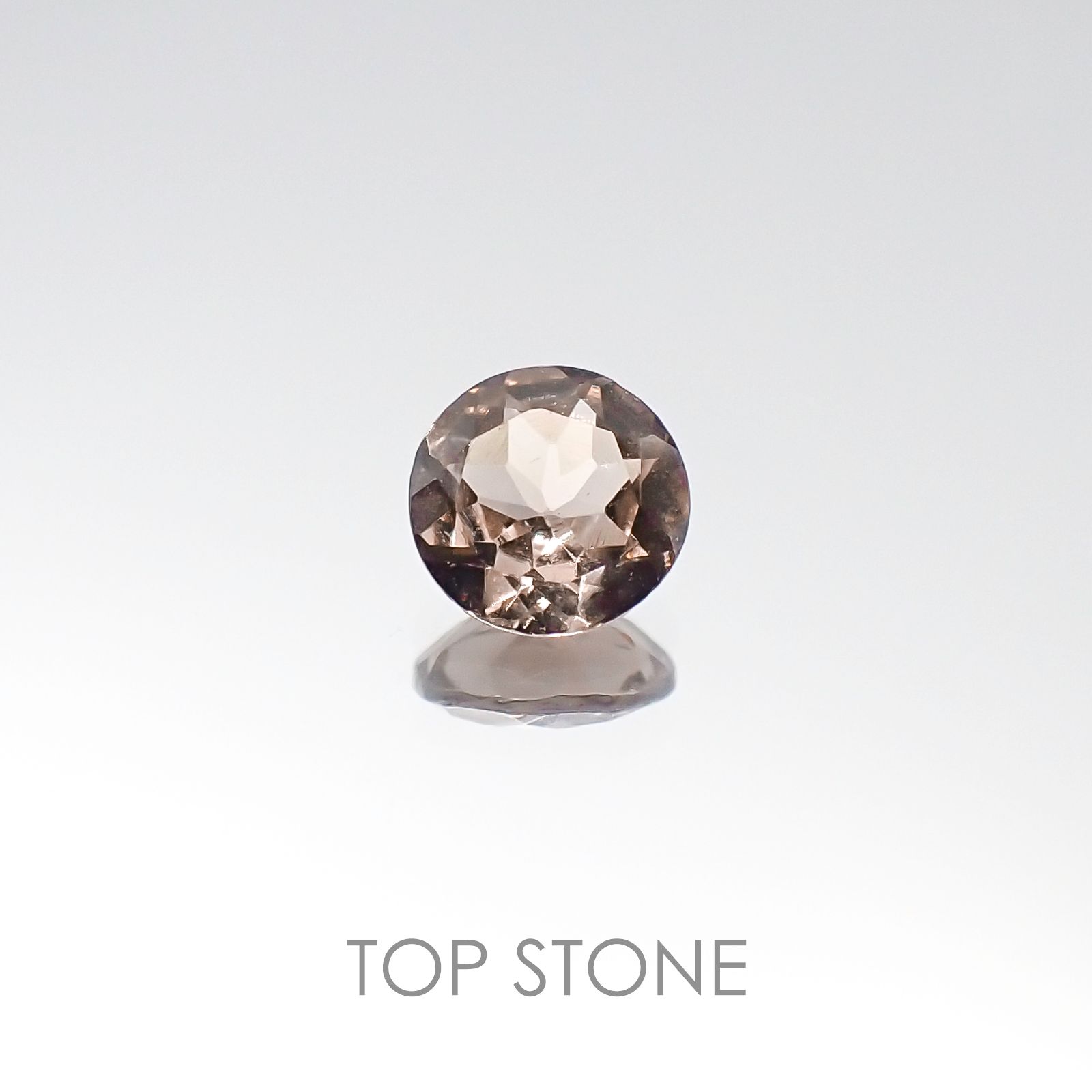 カラーチェンジマラヤガーネット タンザニア産 ルース 0.52ct[20096097]5×5mm前後