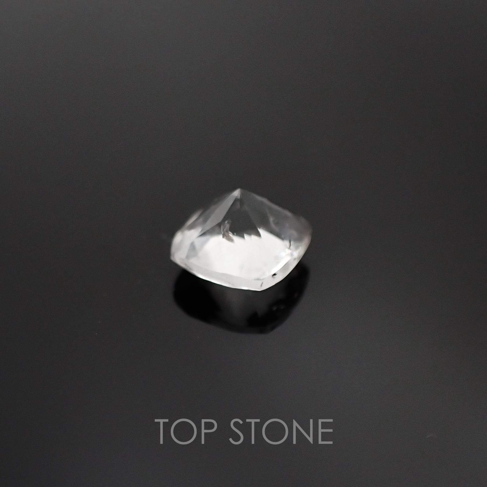 ハイアライトオパール メキシコ産 ルース 0.77ct[20085227]6.1×6.1mm前後
