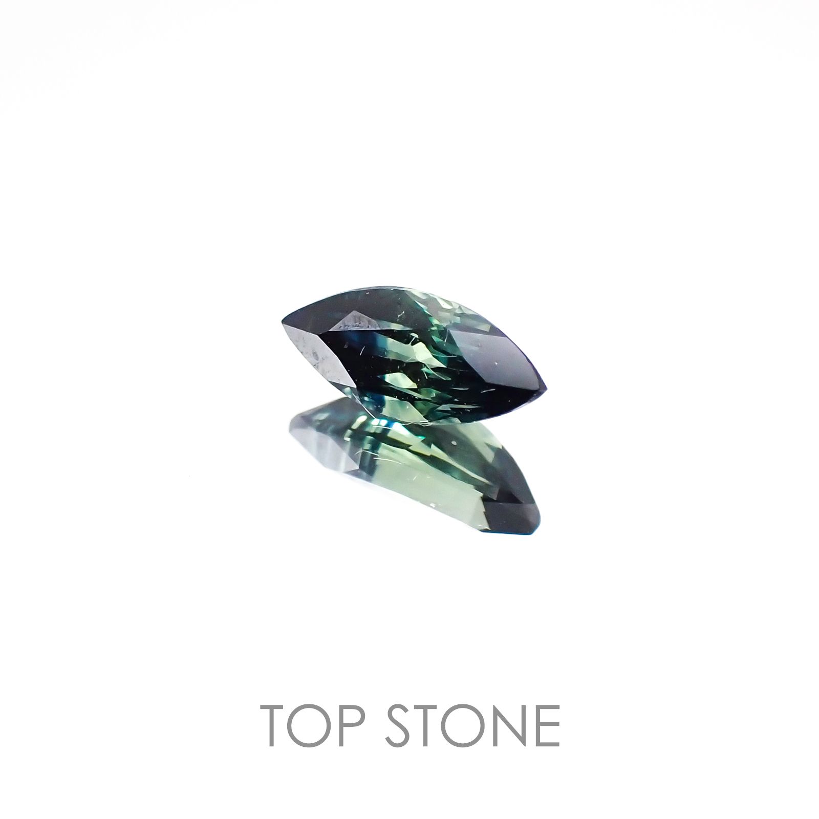 ゴールドシーンサファイア 非加熱 ケニア産 ルース 0.58ct[20107111]7.8×3.4mm前後