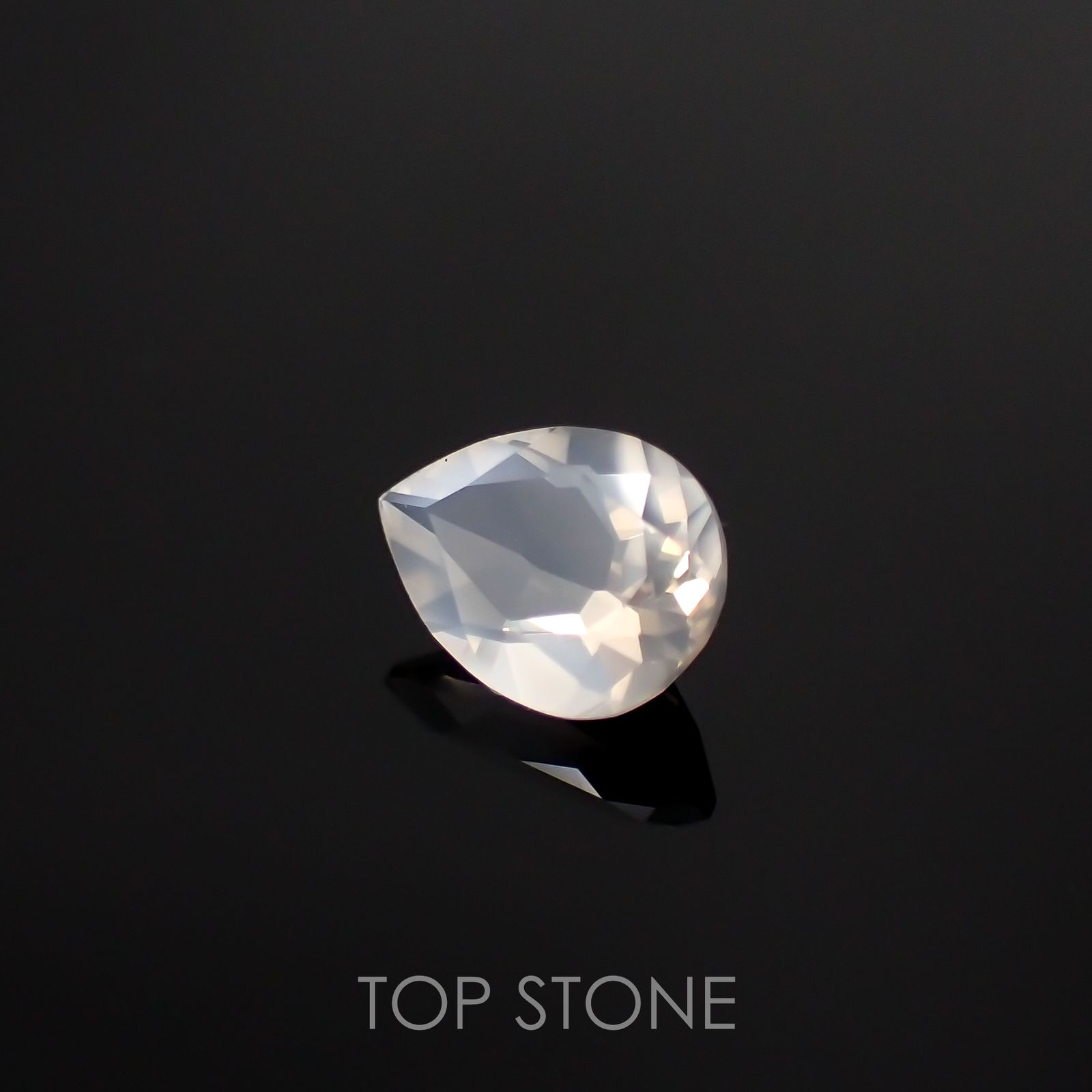 ムーンストーン(宝石名ムーンストーン) インド/スリランカ産 0.55ct 識別済[210611352]7×5.1mm前後