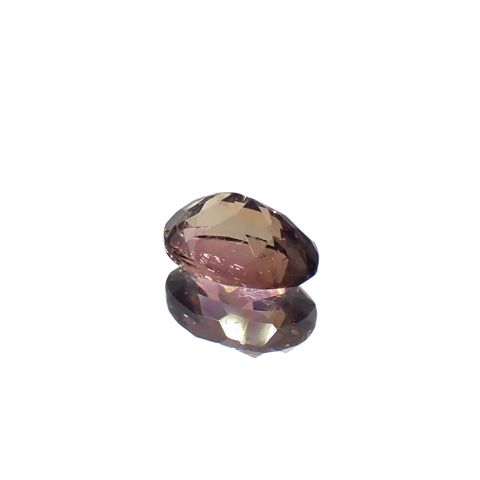 アキシナイト パキスタン産 0.54ct[240628357]5.9x4mm前後