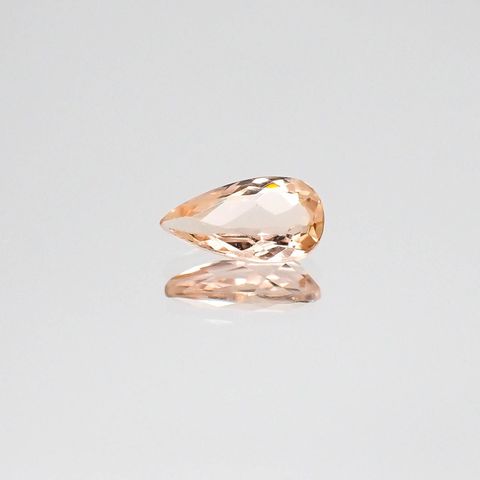 インペリアルトパーズ(宝石名トパーズ)ブラジル産 0.53ct 識別済[231023872]7.3x4mm前後