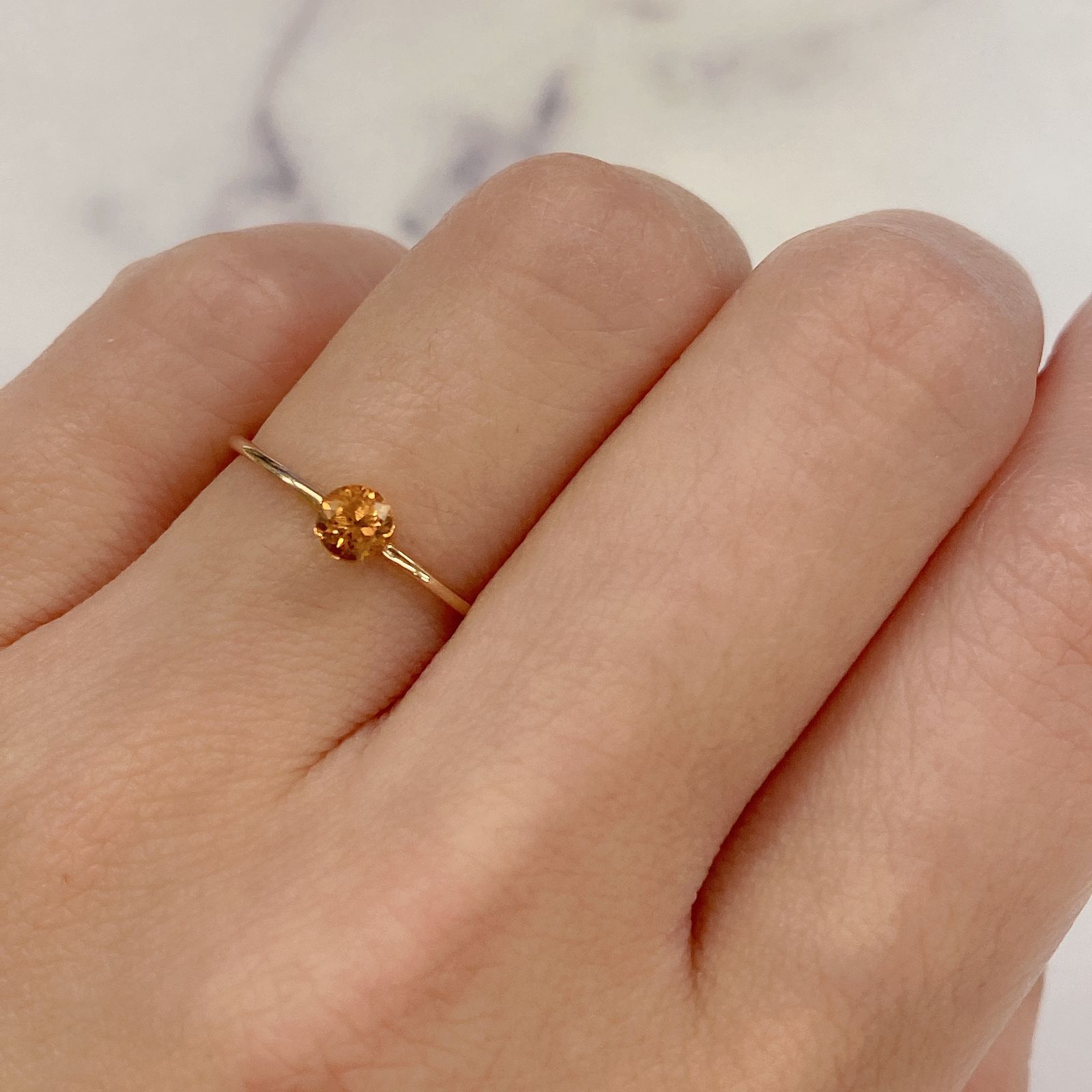 スペサルティンガーネット マンダリンオレンジカラー(宝石名スペサルティン・ガーネット) ケニア産 0.36ct 識別済[20084399]3.9×3.9mm前後