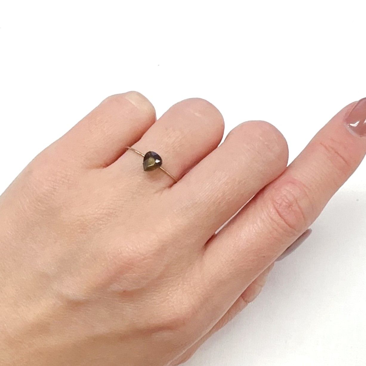 レインボーガーネット 日本・奈良県産 1.11ct[240125527]5.8x5.1mm前後