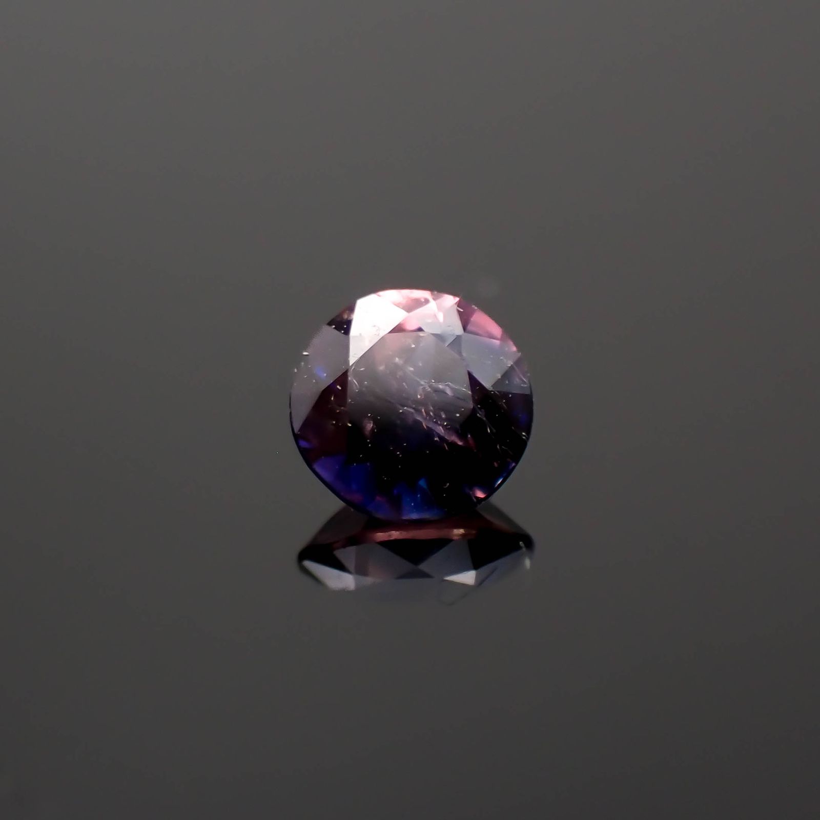 ウィンザーサファイア タンザニア・ウィンザー産 0.22ct[230521972]3.6x3.6mm前後