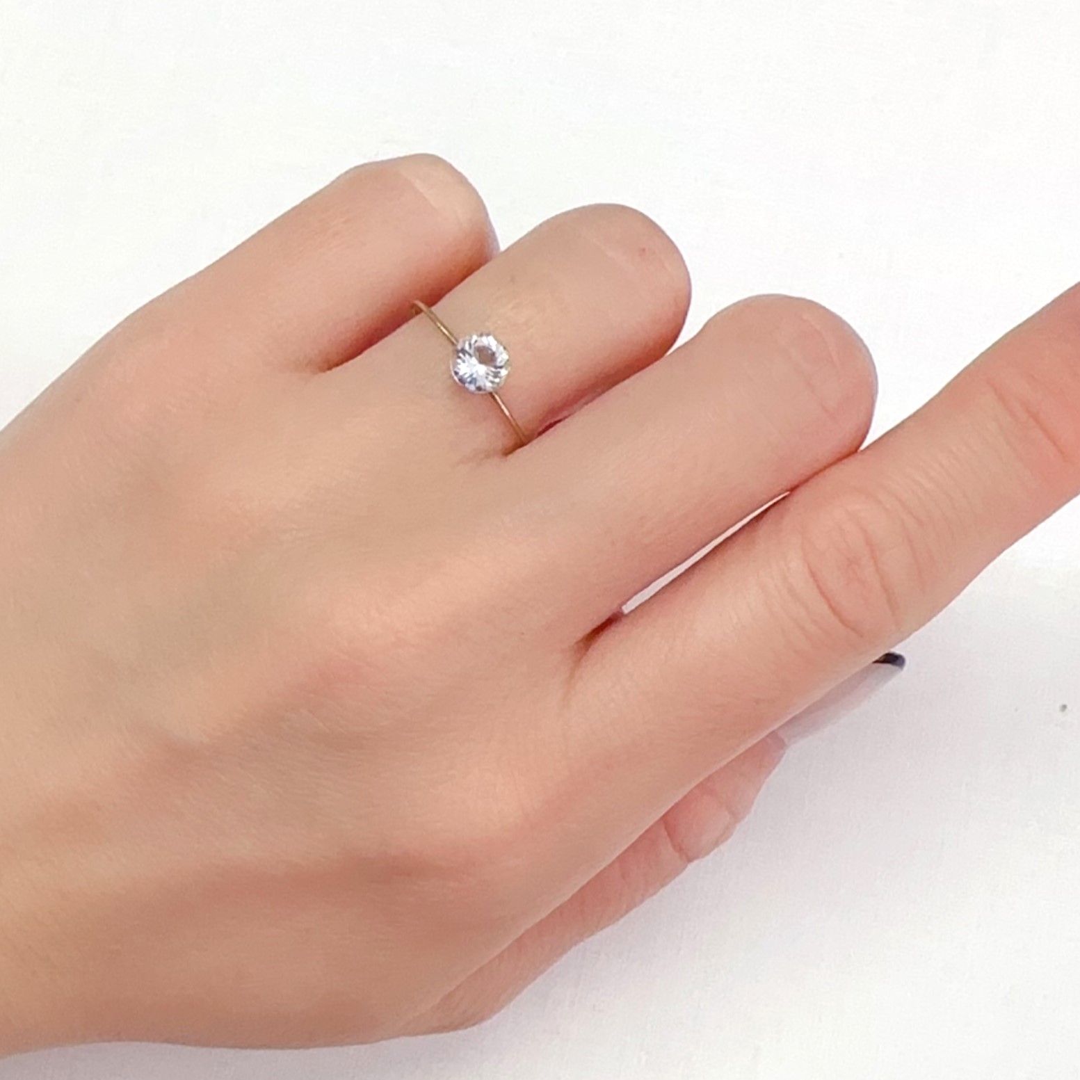 ティンカーベルクォーツ ブラジル産 0.55ct[240125444]5.6x5.6mm前後