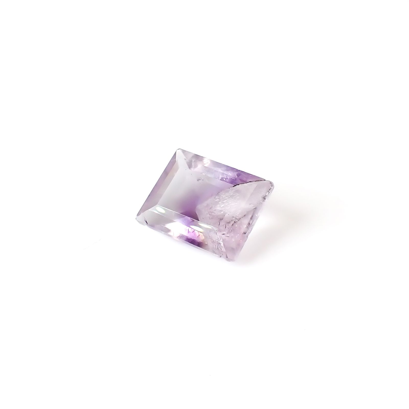 ワンウェイアメジスト ブラジル産 5.81ct / 12.9x10mm前後 [260432028]